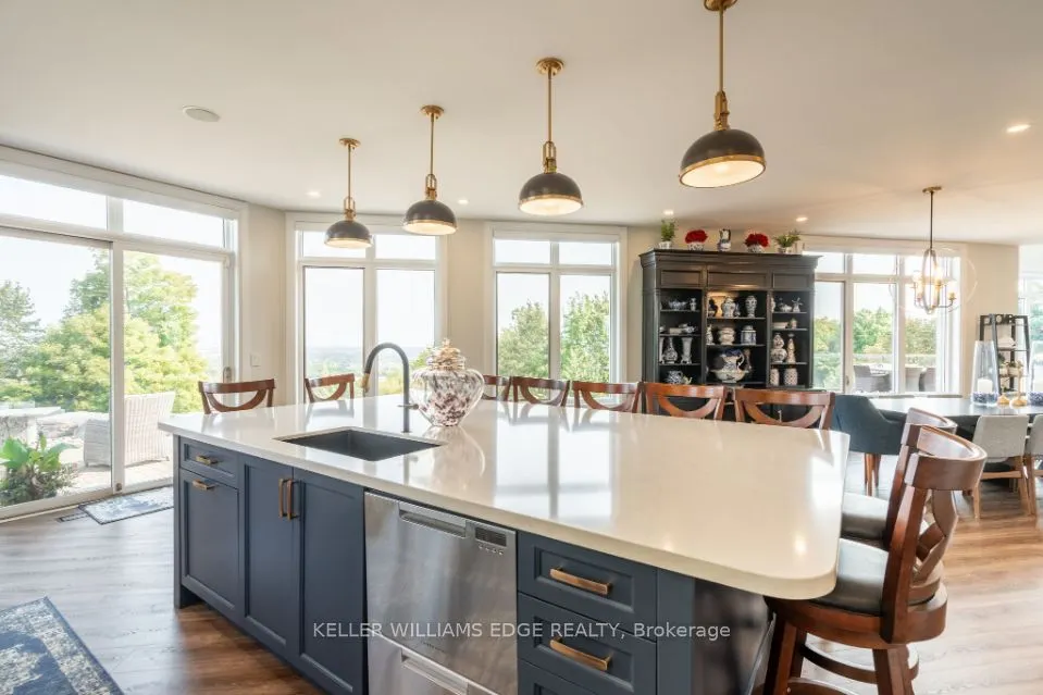 5500 Steeles Avenue W