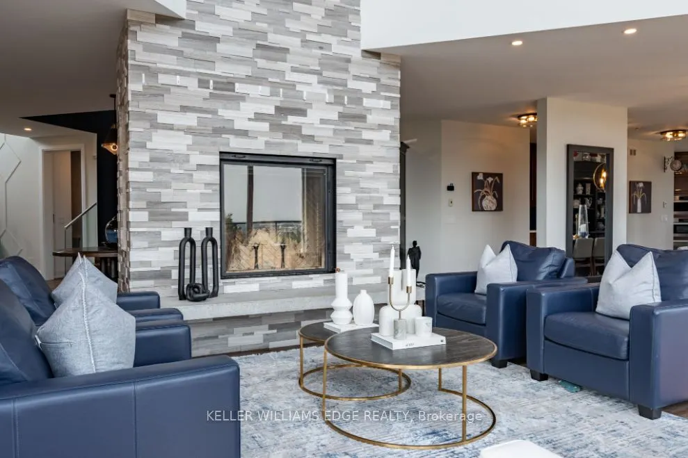 5500 Steeles Avenue W