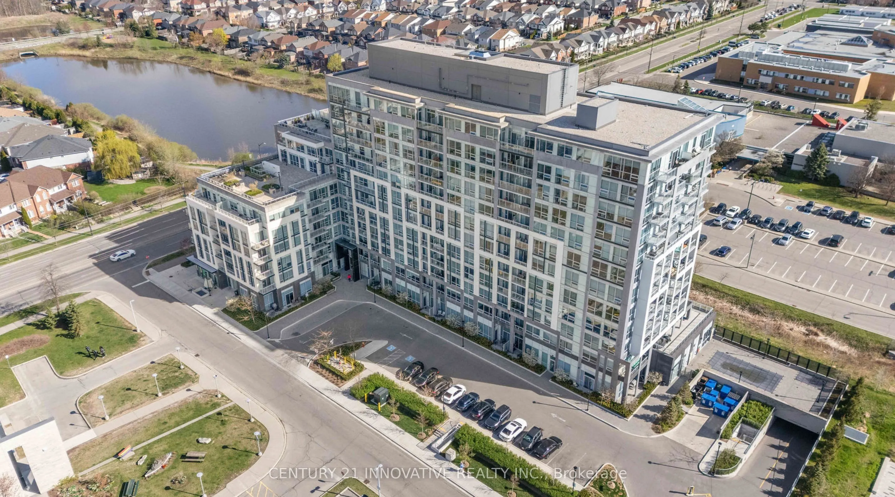 1050 Main St Street E, #520