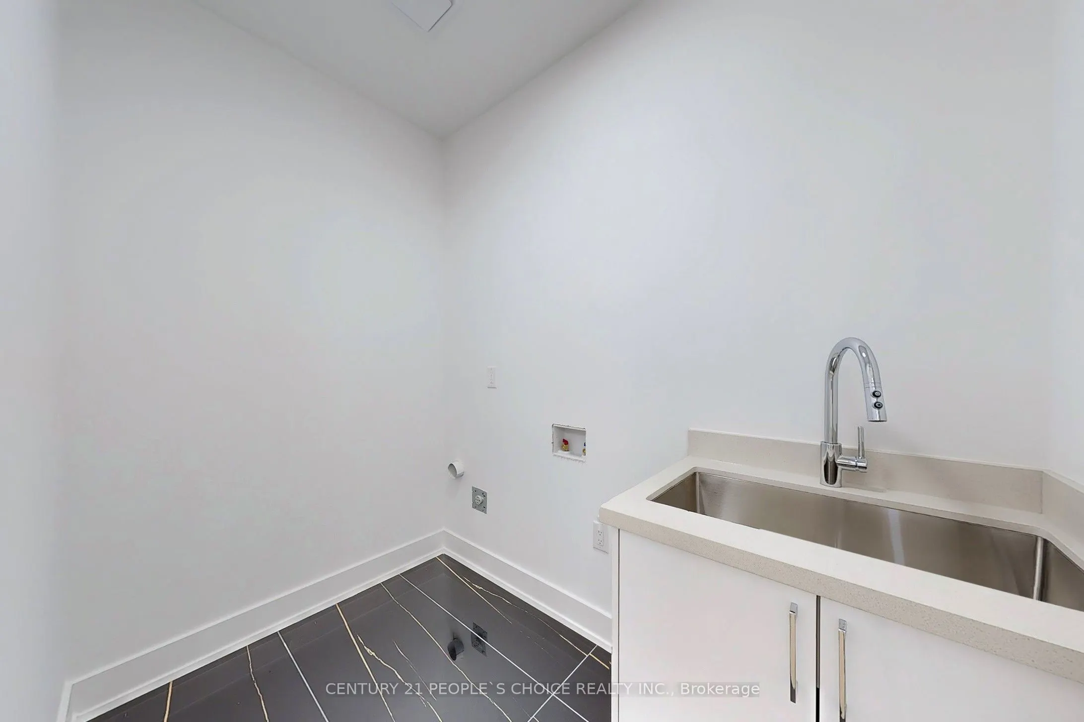 14 Sugarbush Court