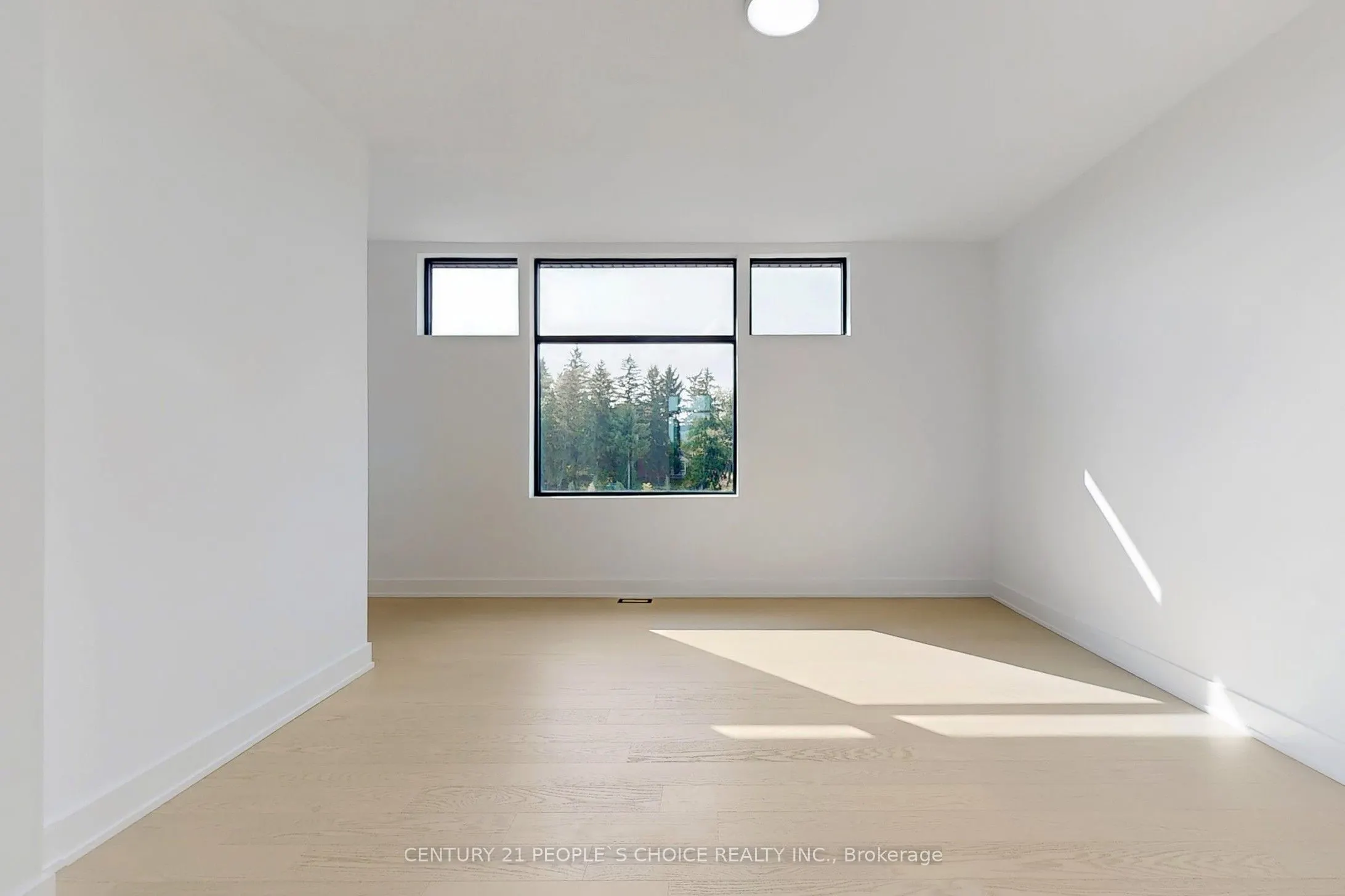14 Sugarbush Court