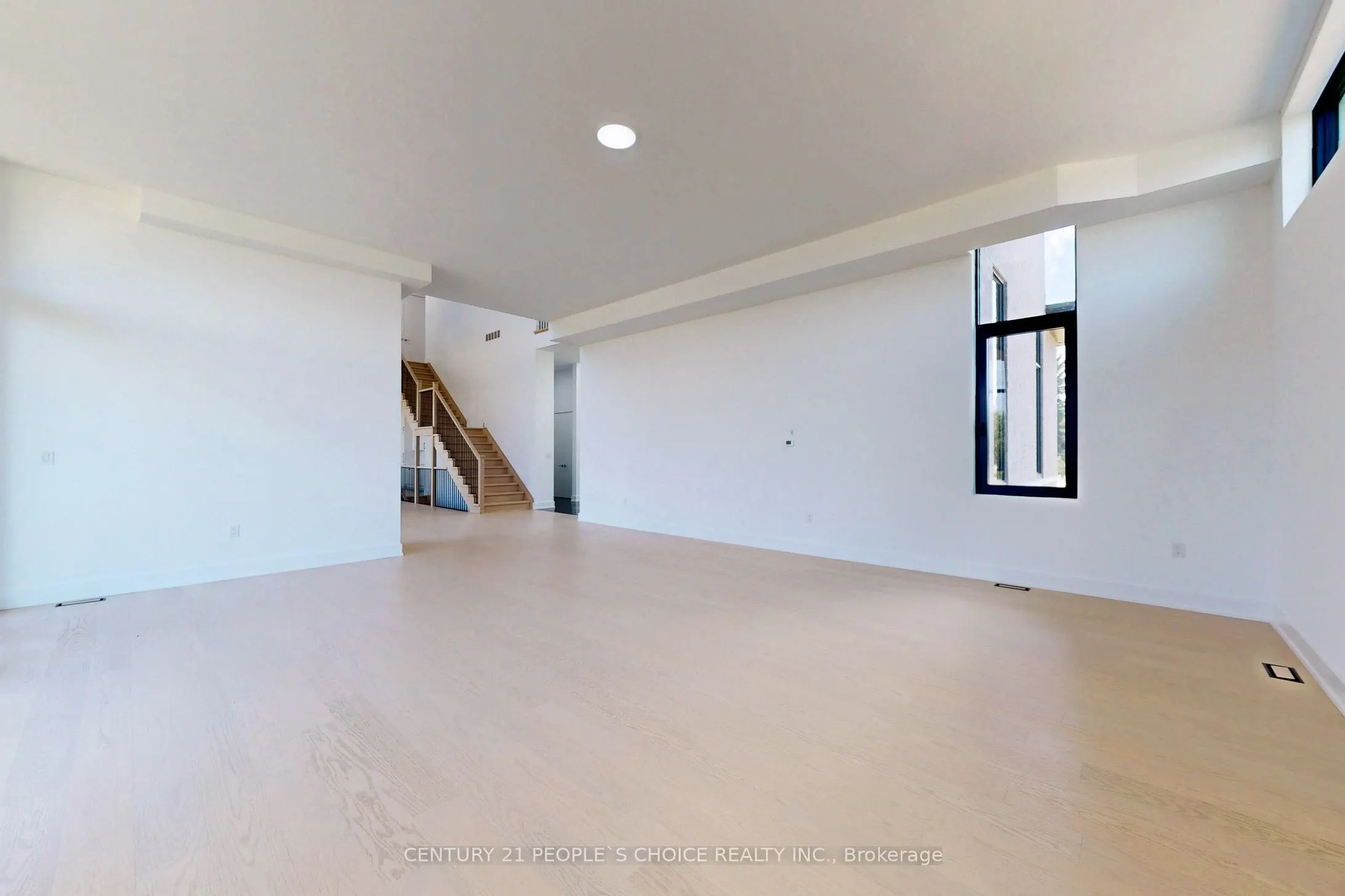 14 Sugarbush Court