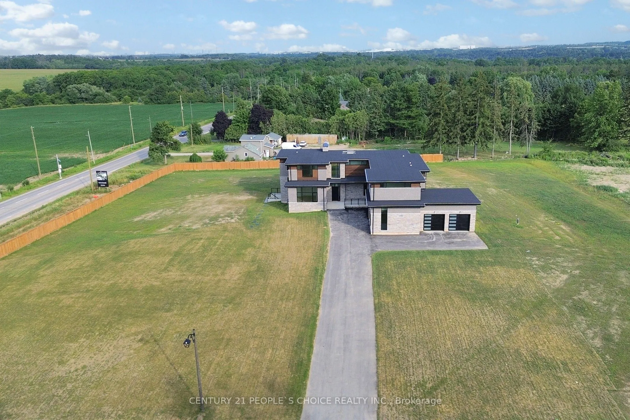 14 Sugarbush Court