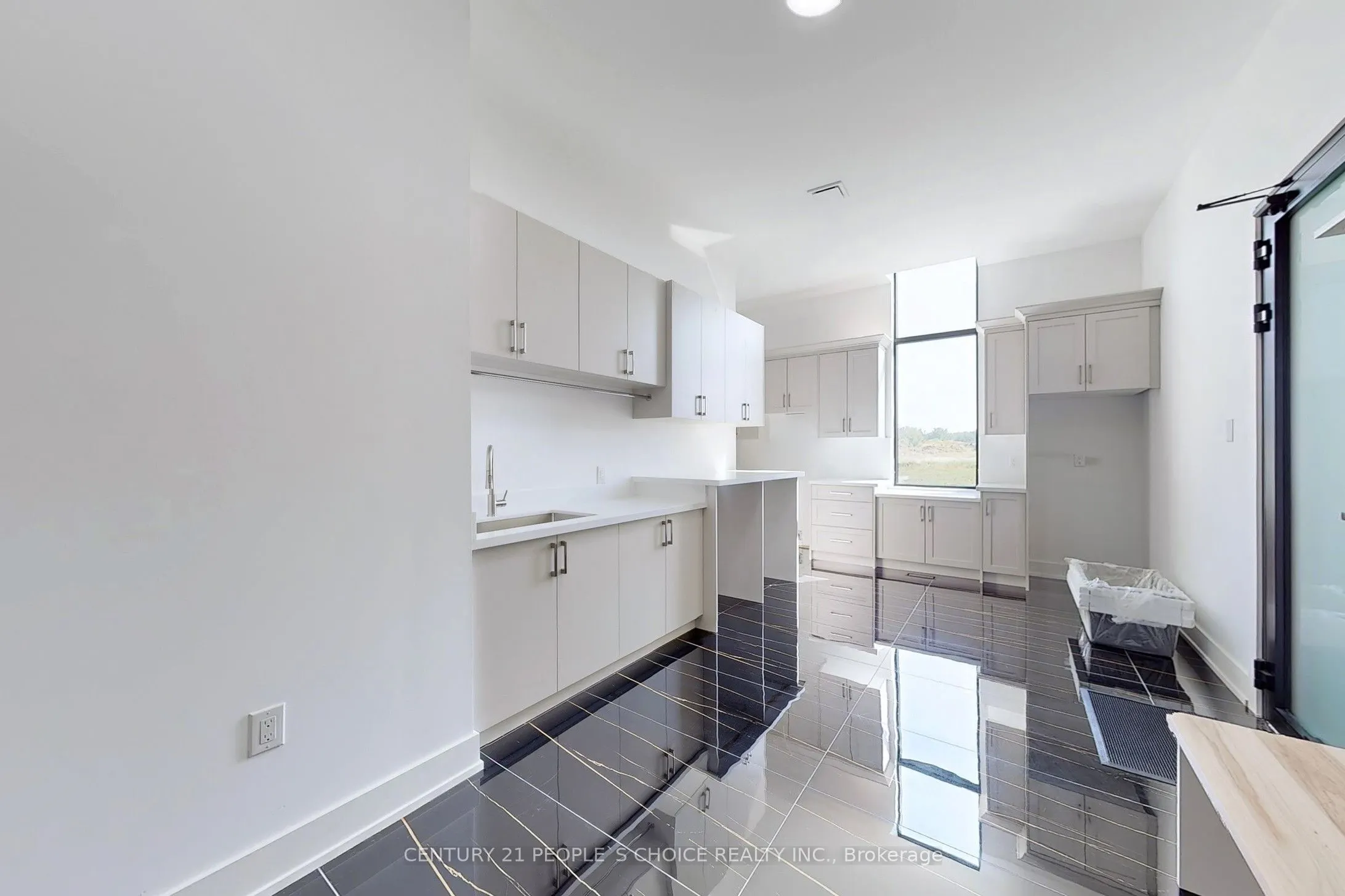 14 Sugarbush Court