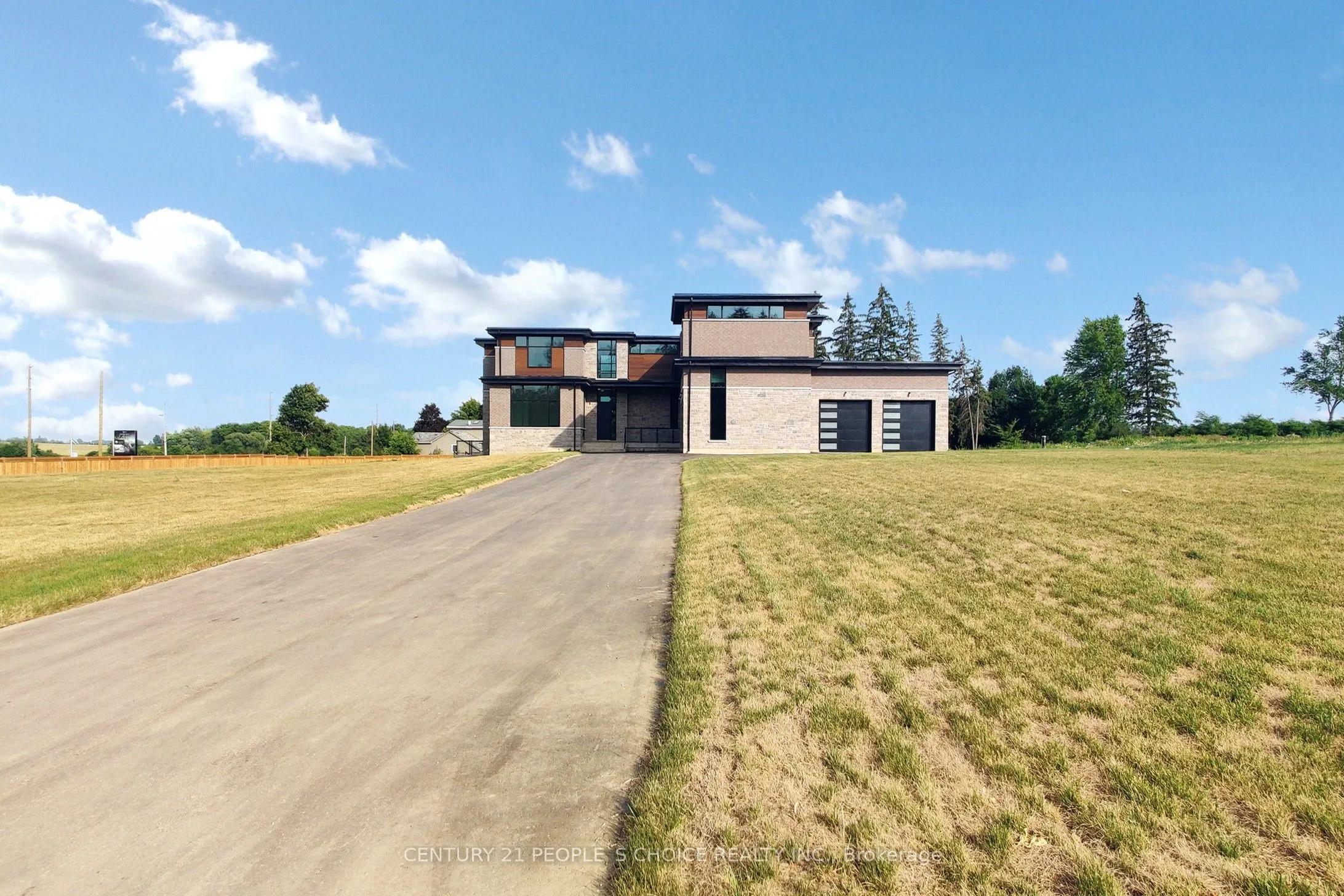 14 Sugarbush Court