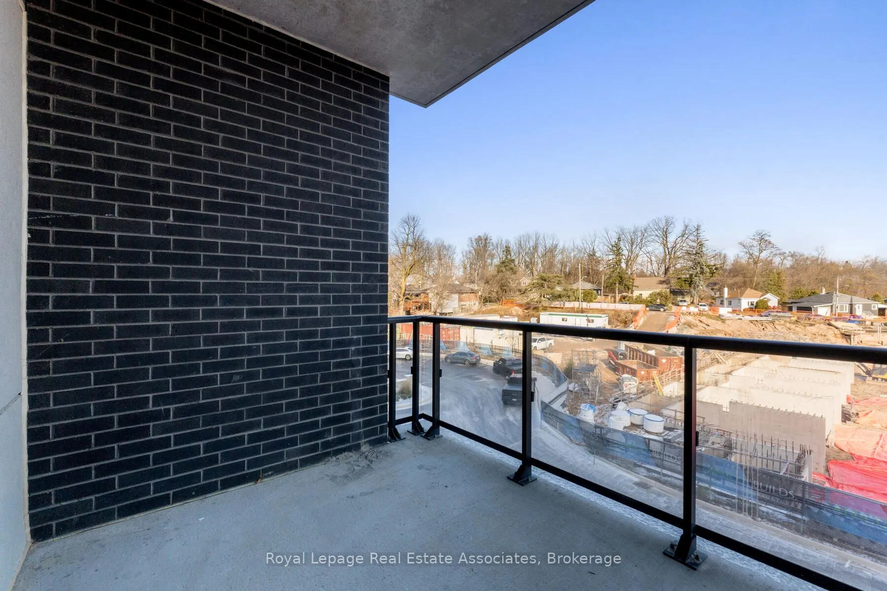 42 Mill Street, #303