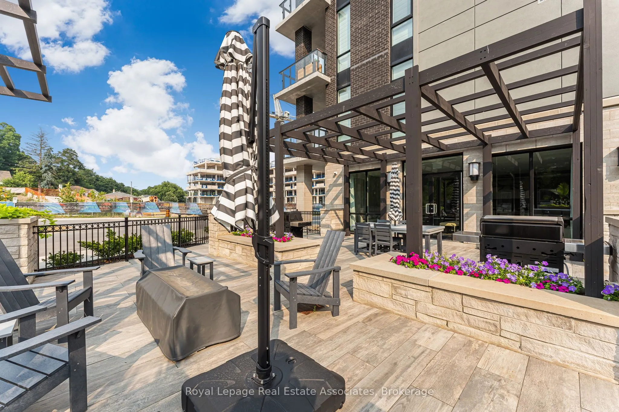 42 Mill Street, #303