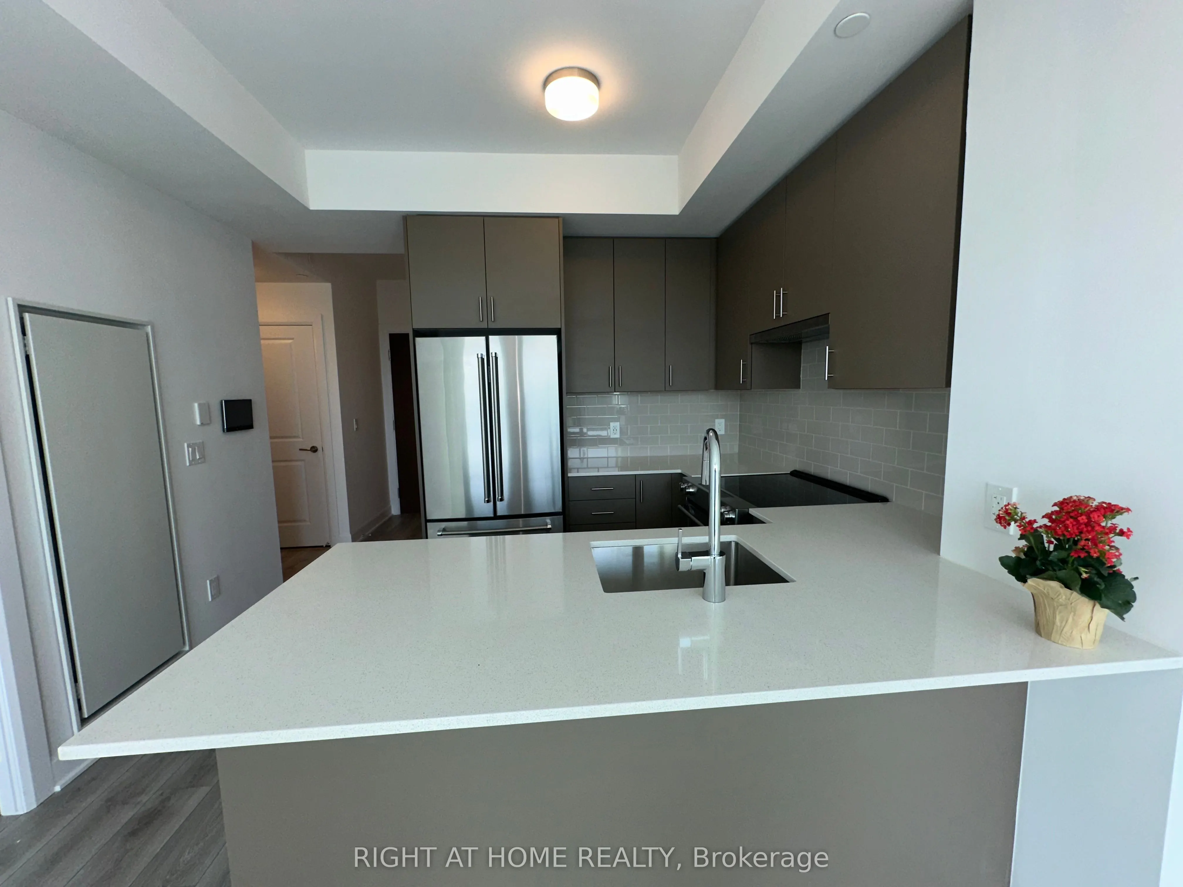 3240 William Coltson Ave Avenue, #603
