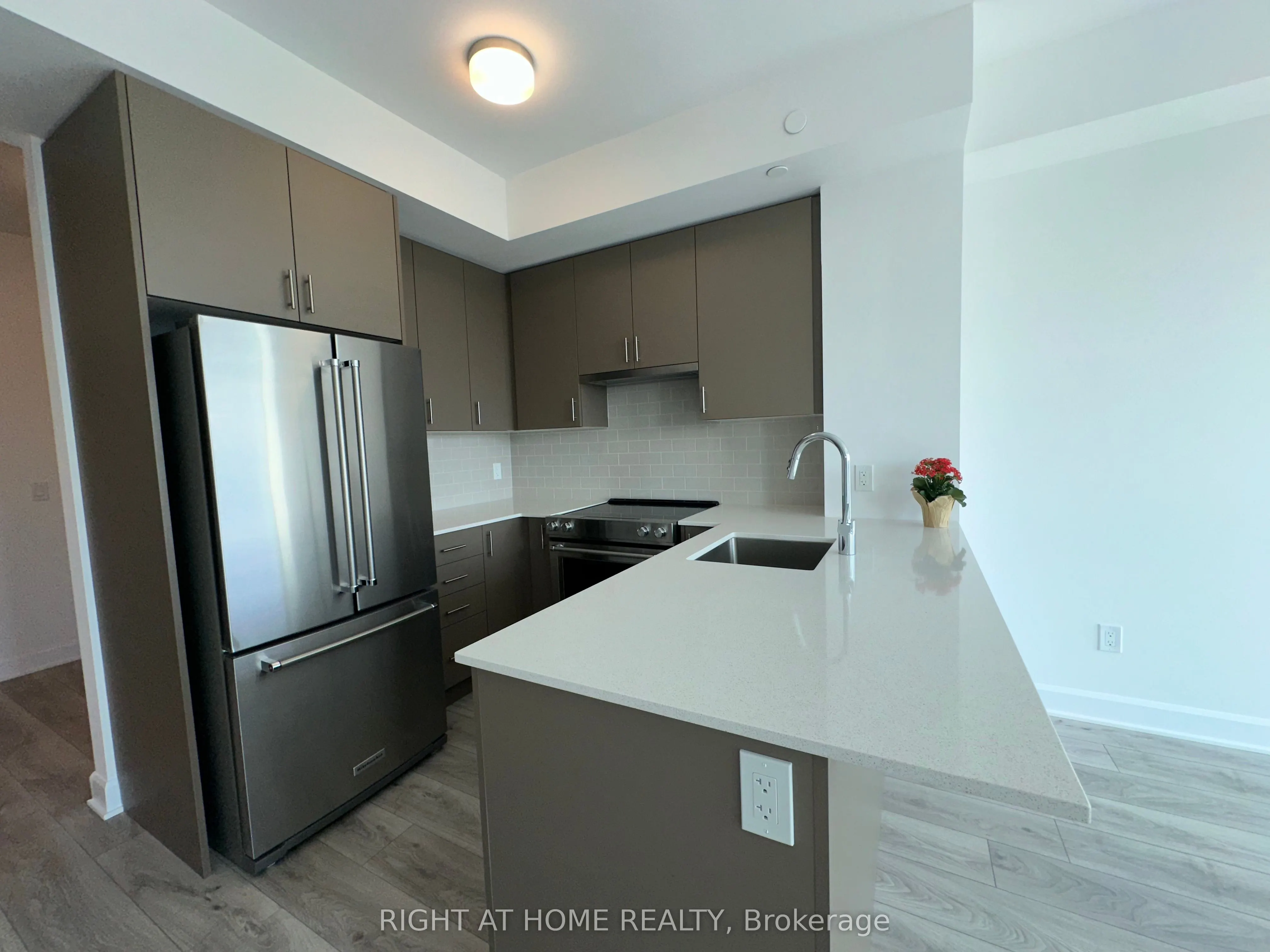 3240 William Coltson Ave Avenue, #603