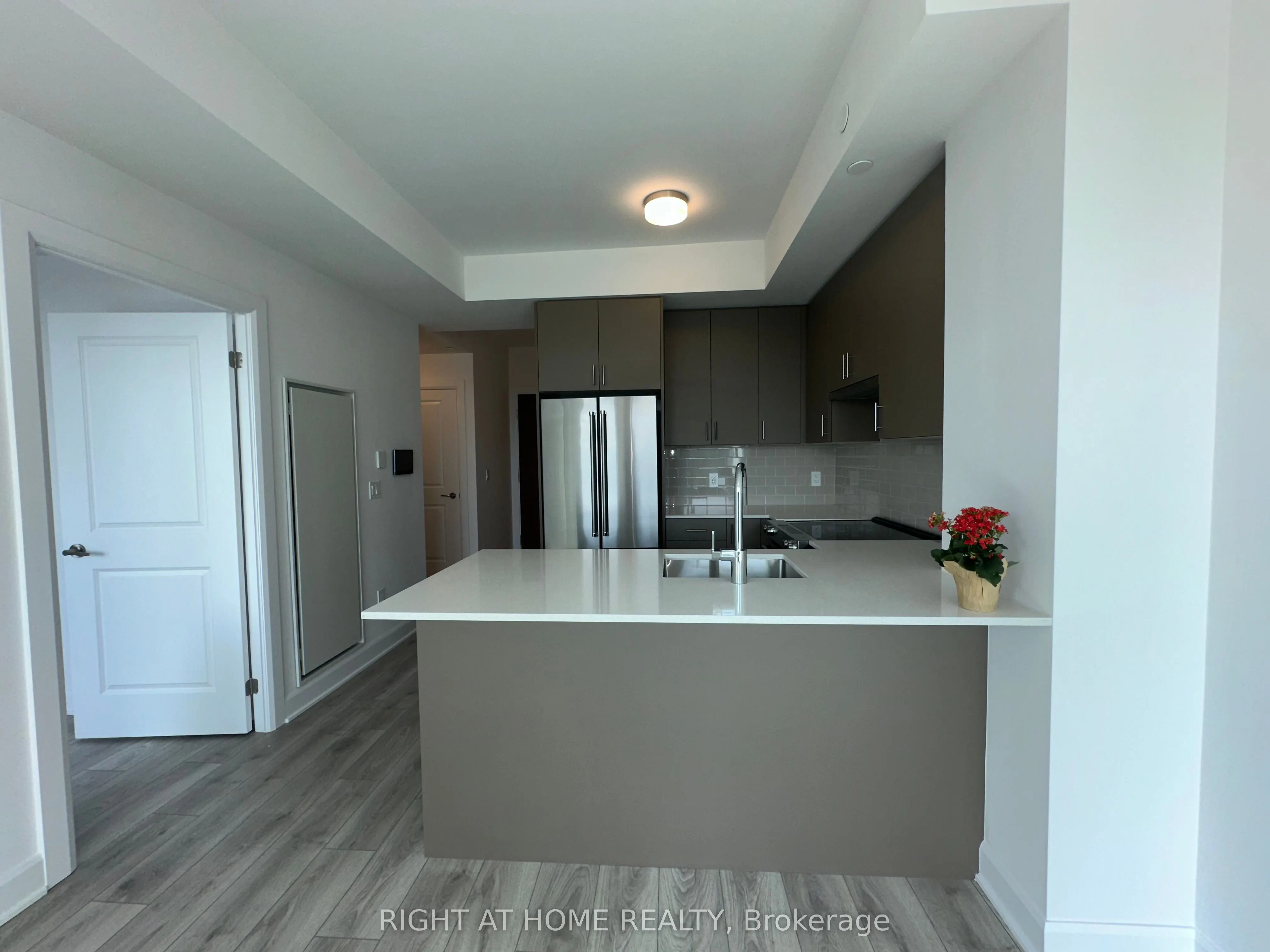 3240 William Coltson Ave Avenue, #603