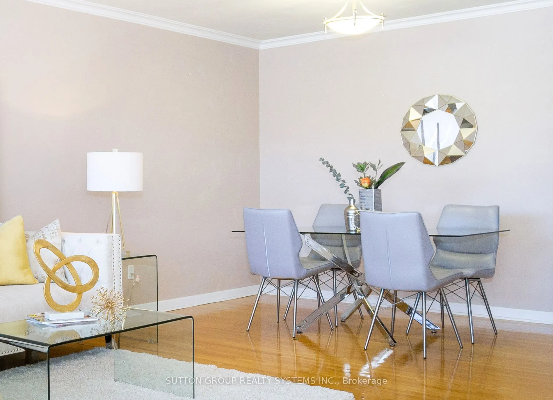 233 Hullmar Drive, #Upper