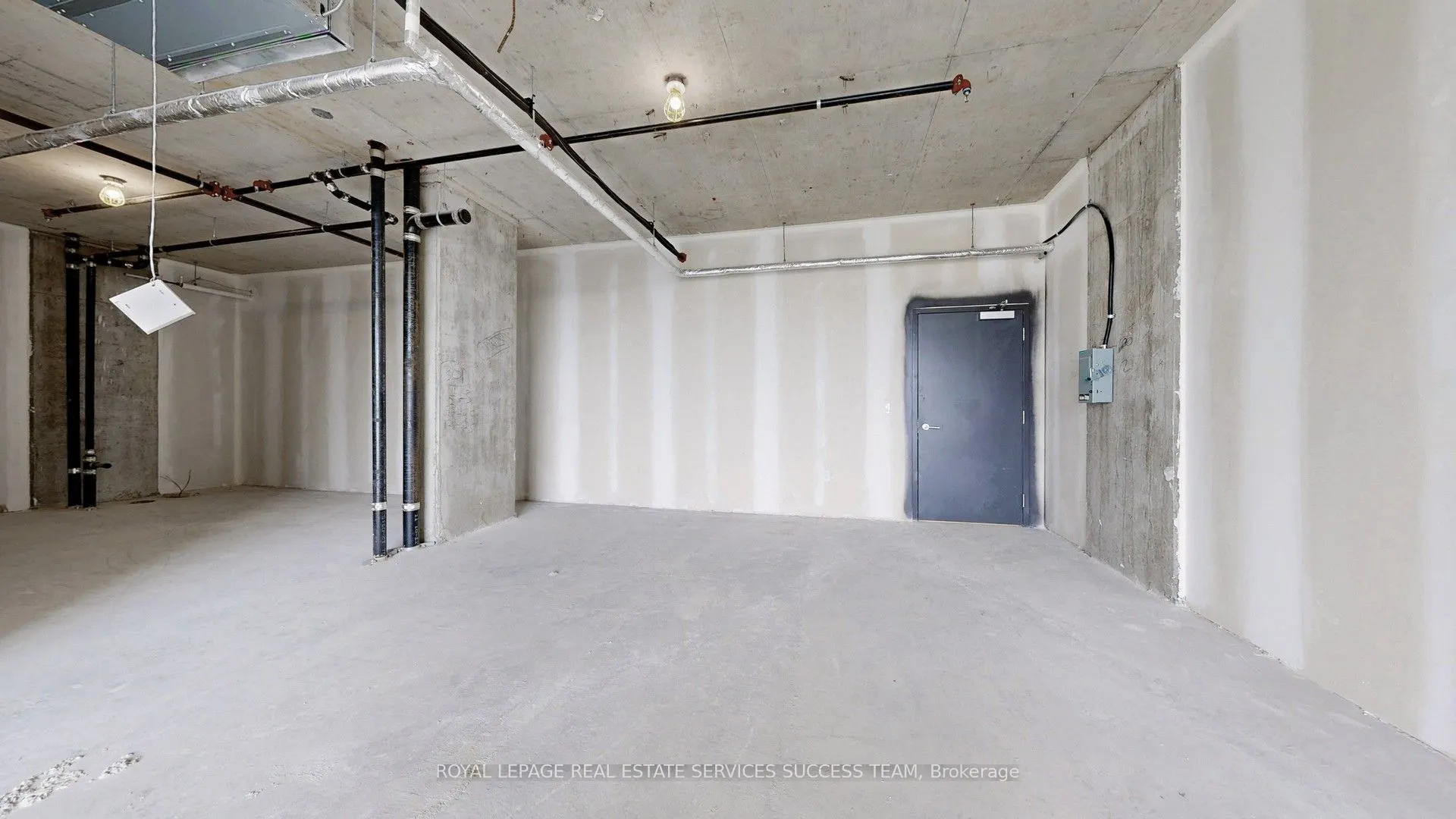 600 Dixon Road, #301