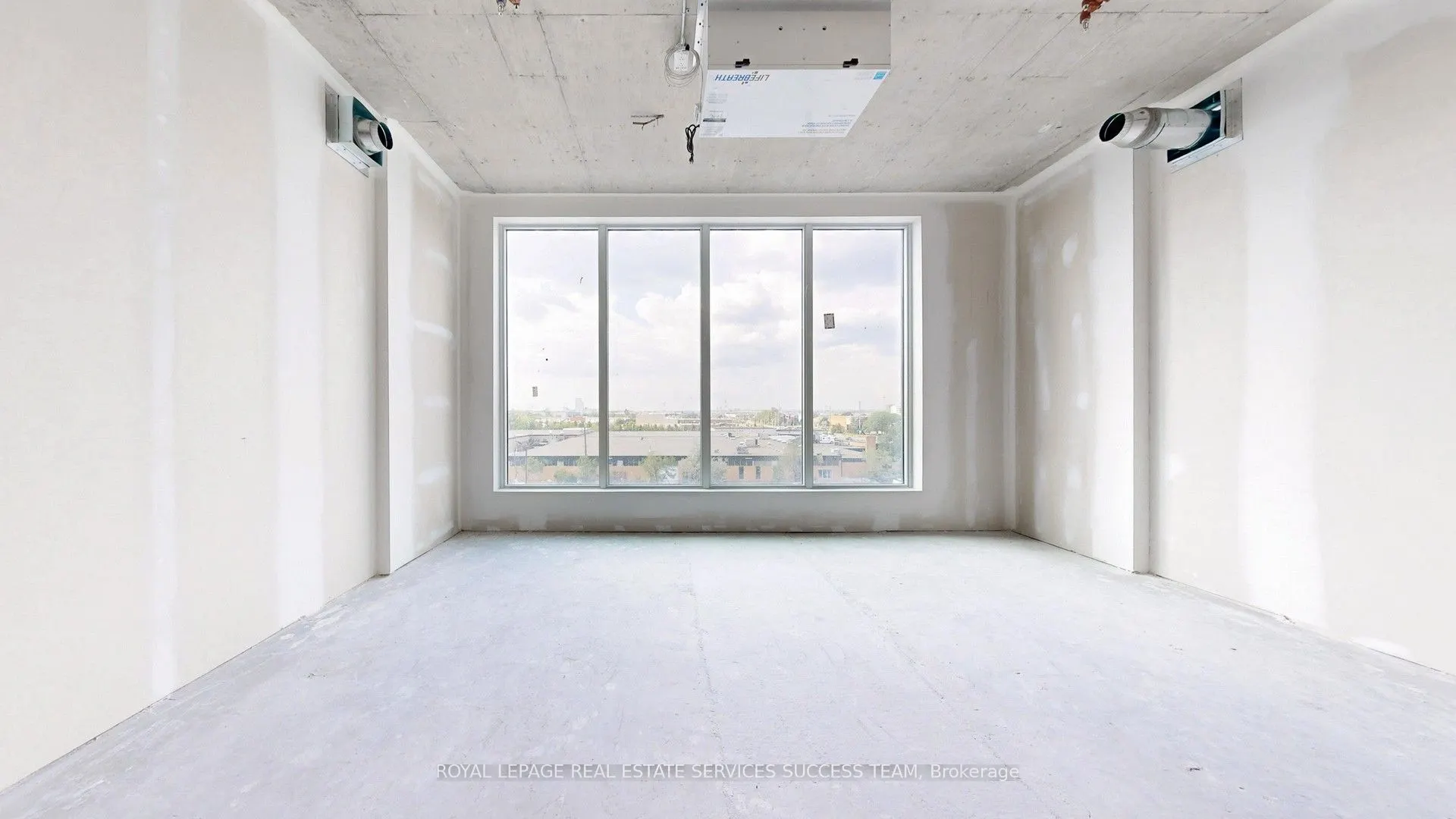 600 Dixon Road, #301