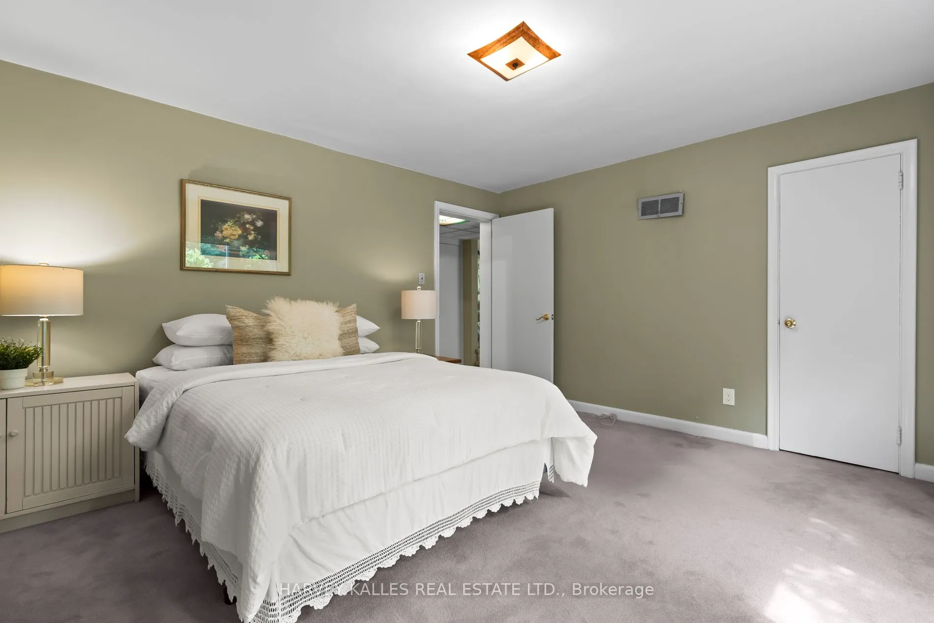 43 Hartfield Road