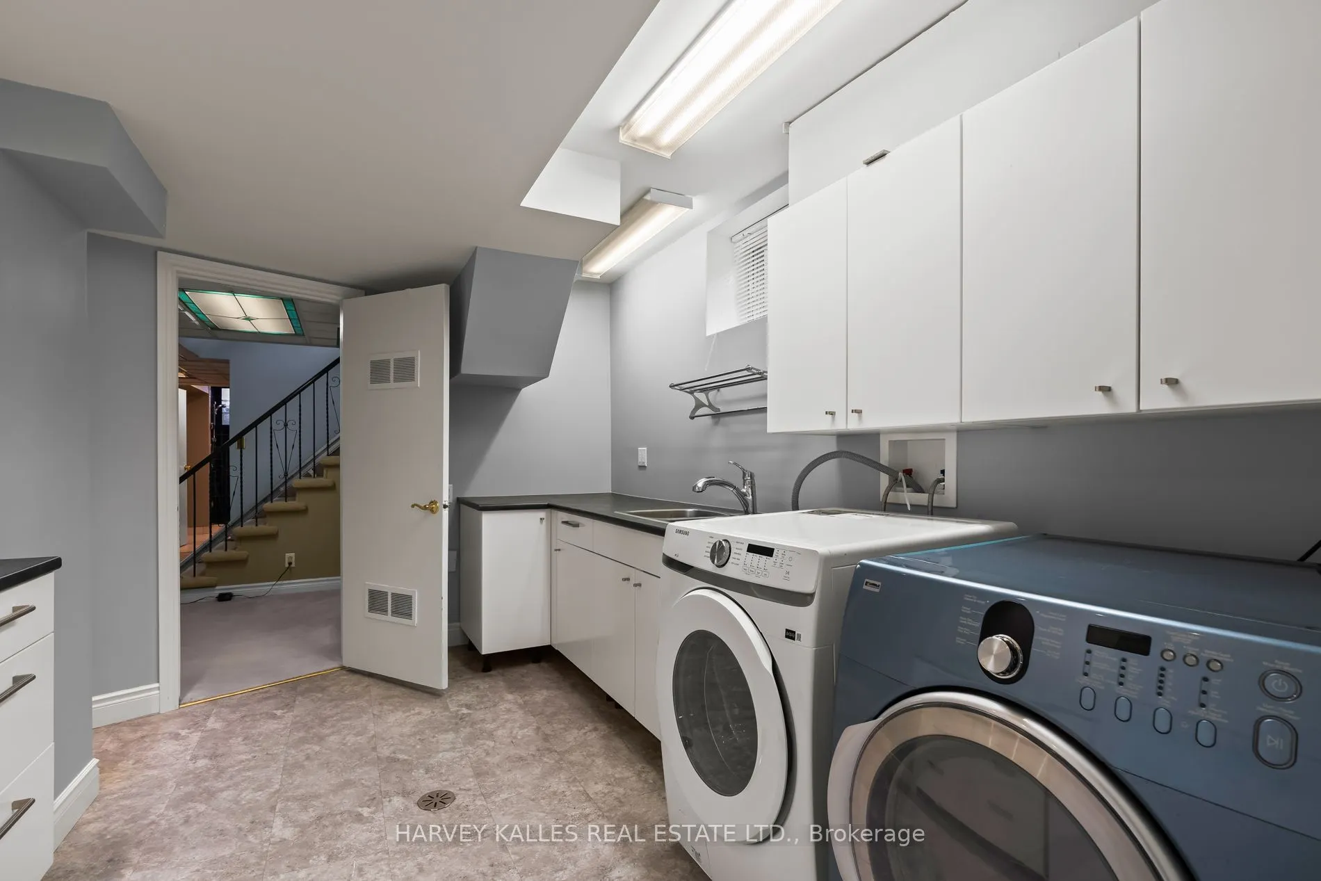 43 Hartfield Road
