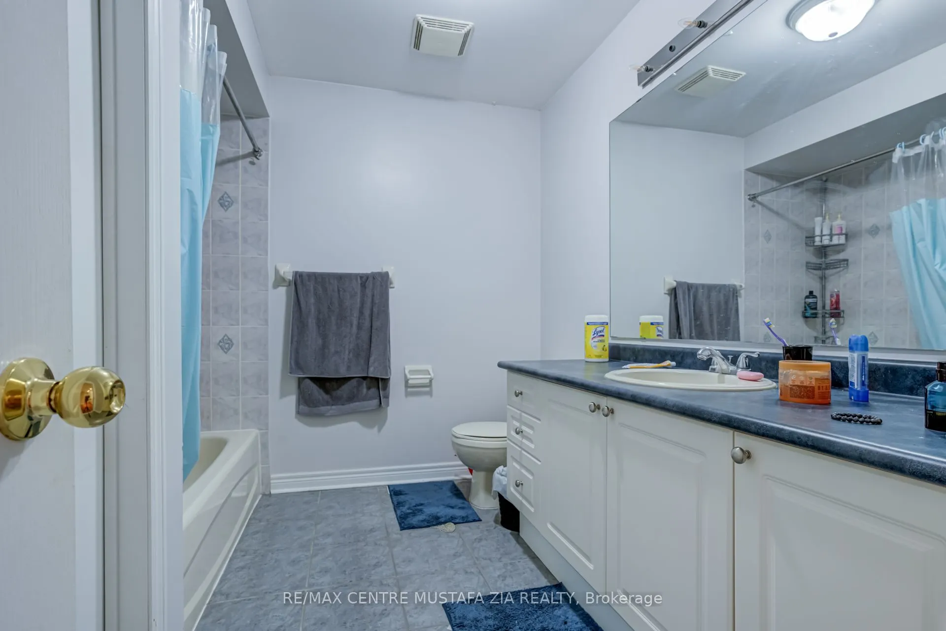 3439 Artesian Drive, #UPPER