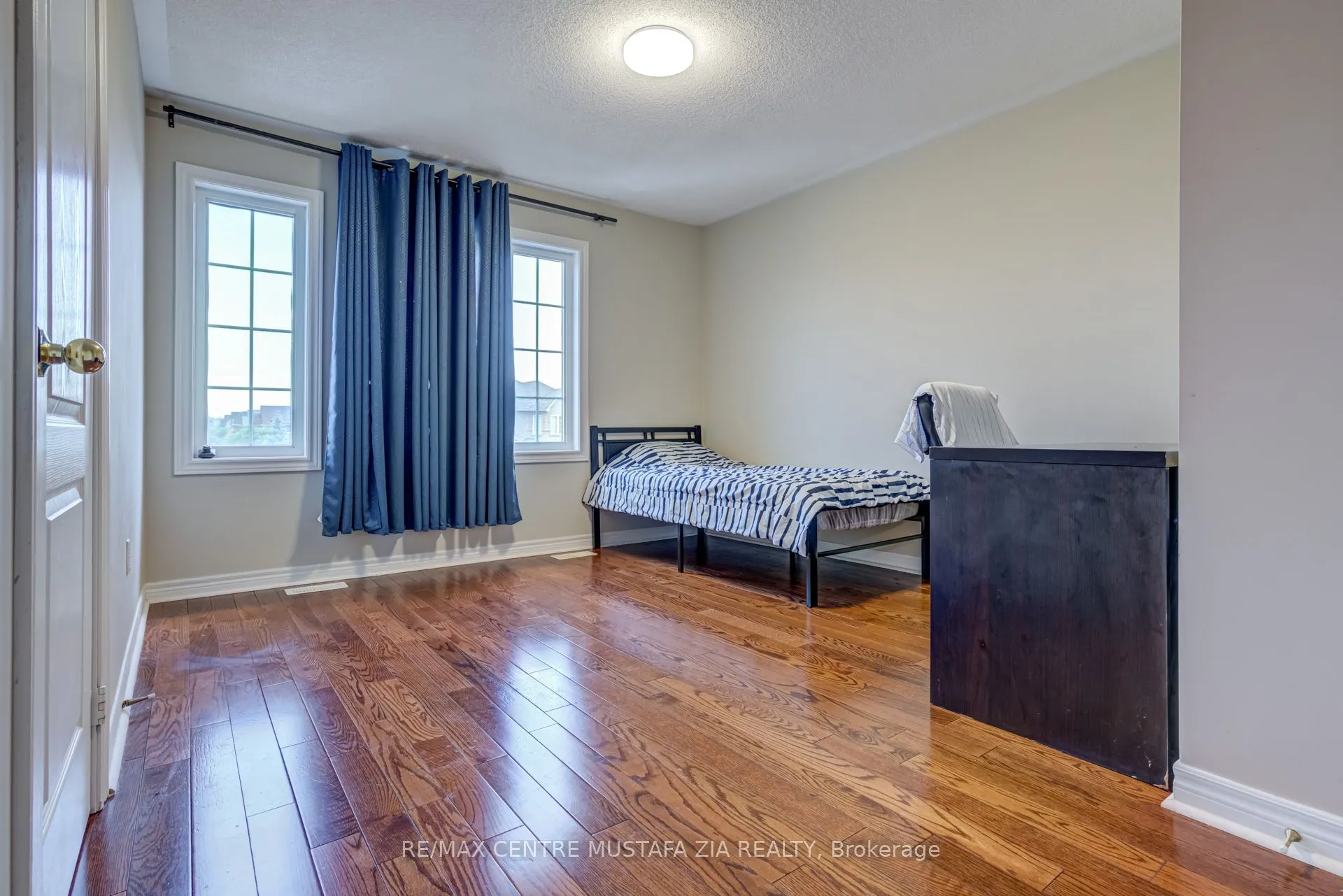 3439 Artesian Drive, #UPPER
