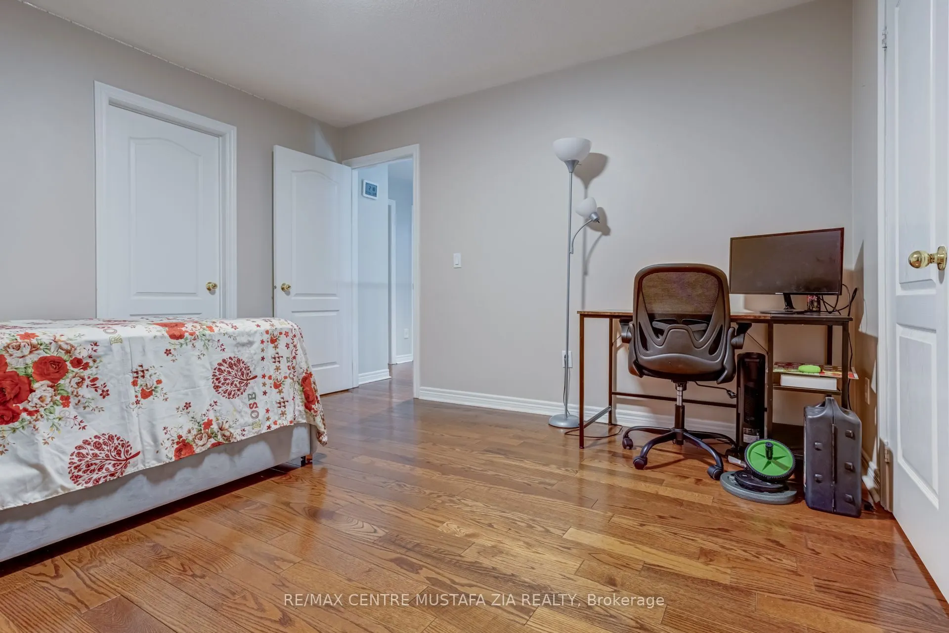 3439 Artesian Drive, #UPPER