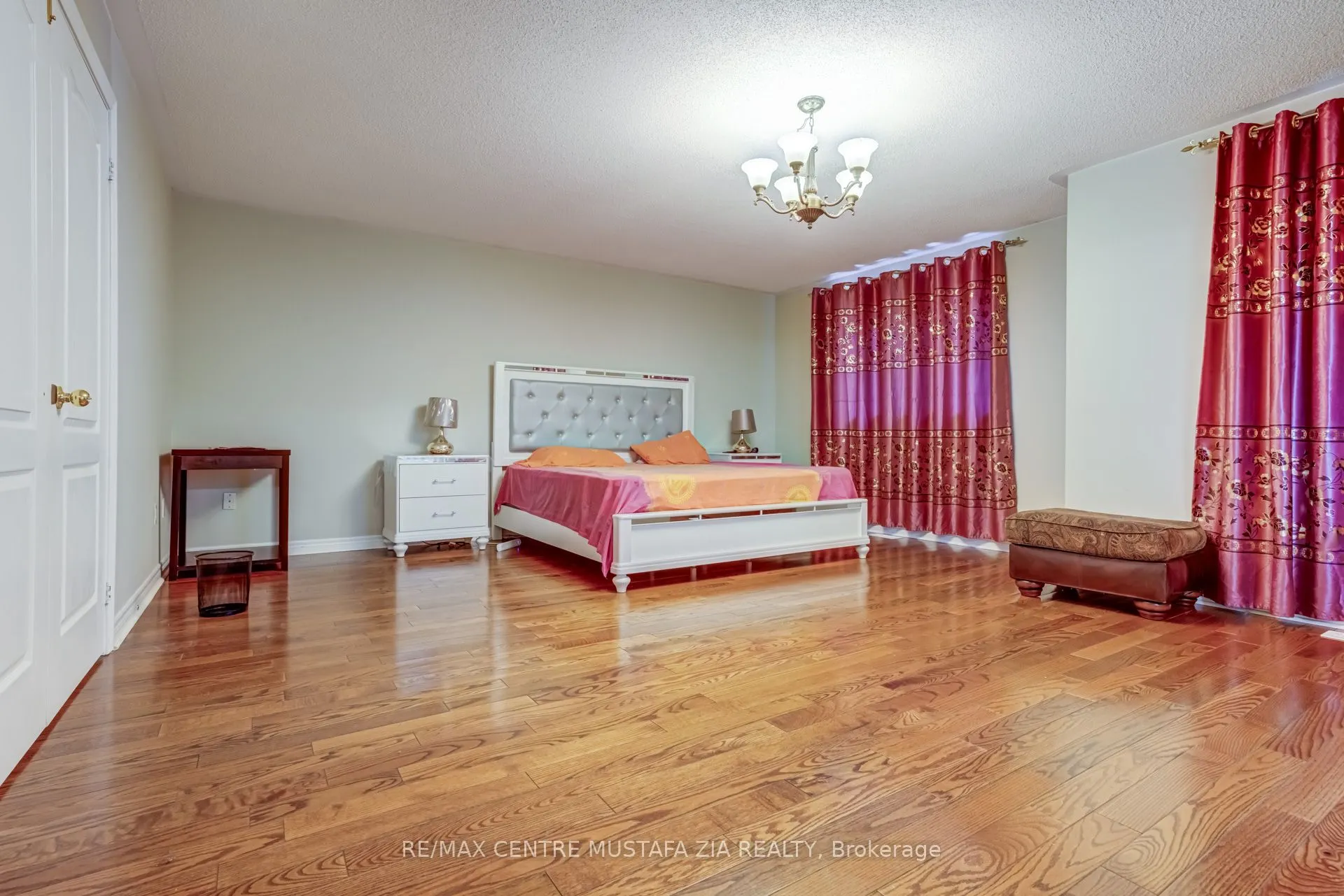3439 Artesian Drive, #UPPER