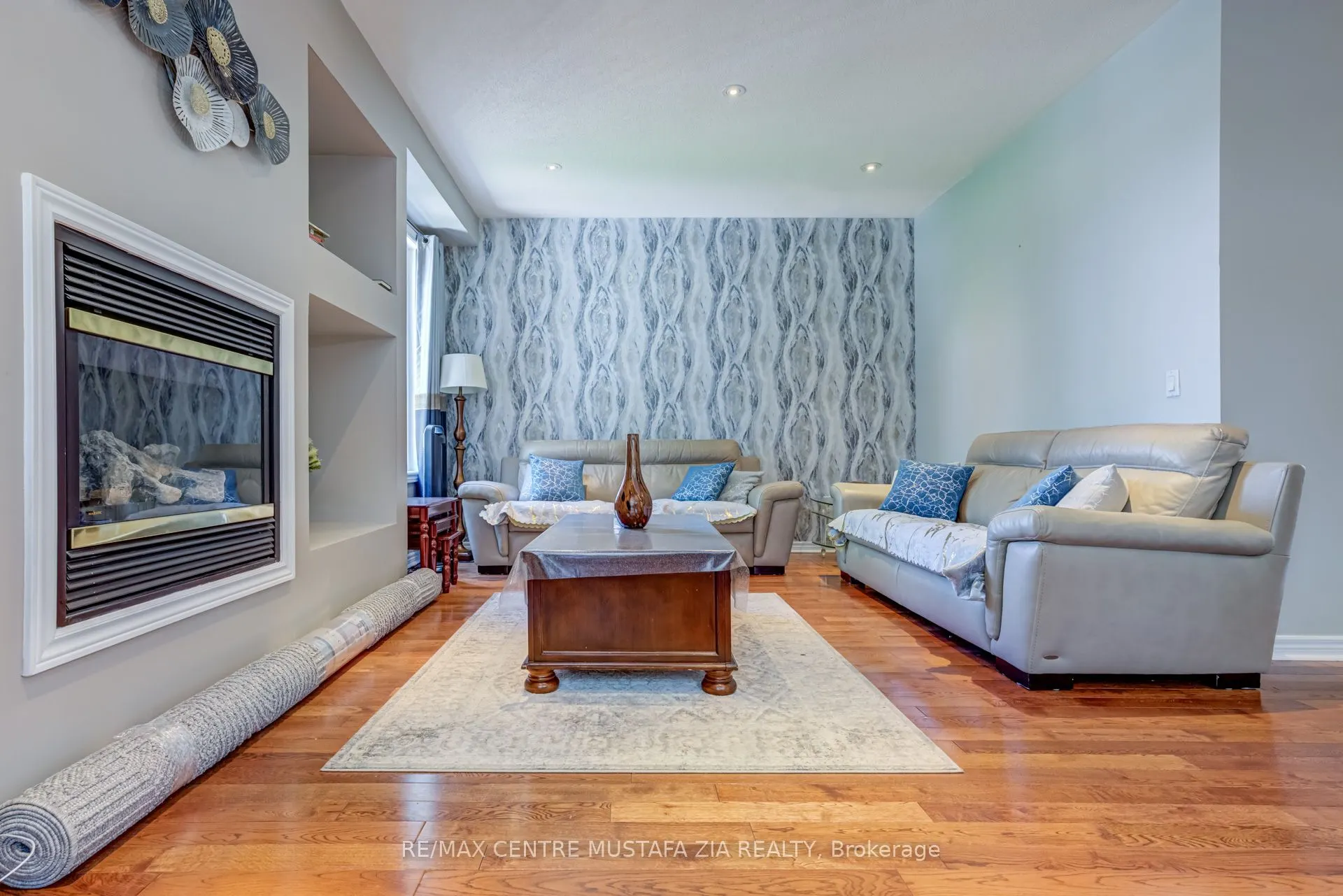 3439 Artesian Drive, #UPPER