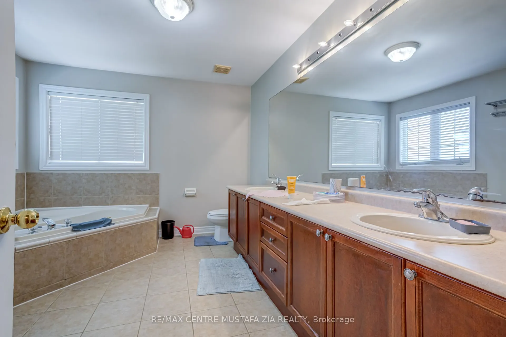 3439 Artesian Drive, #UPPER