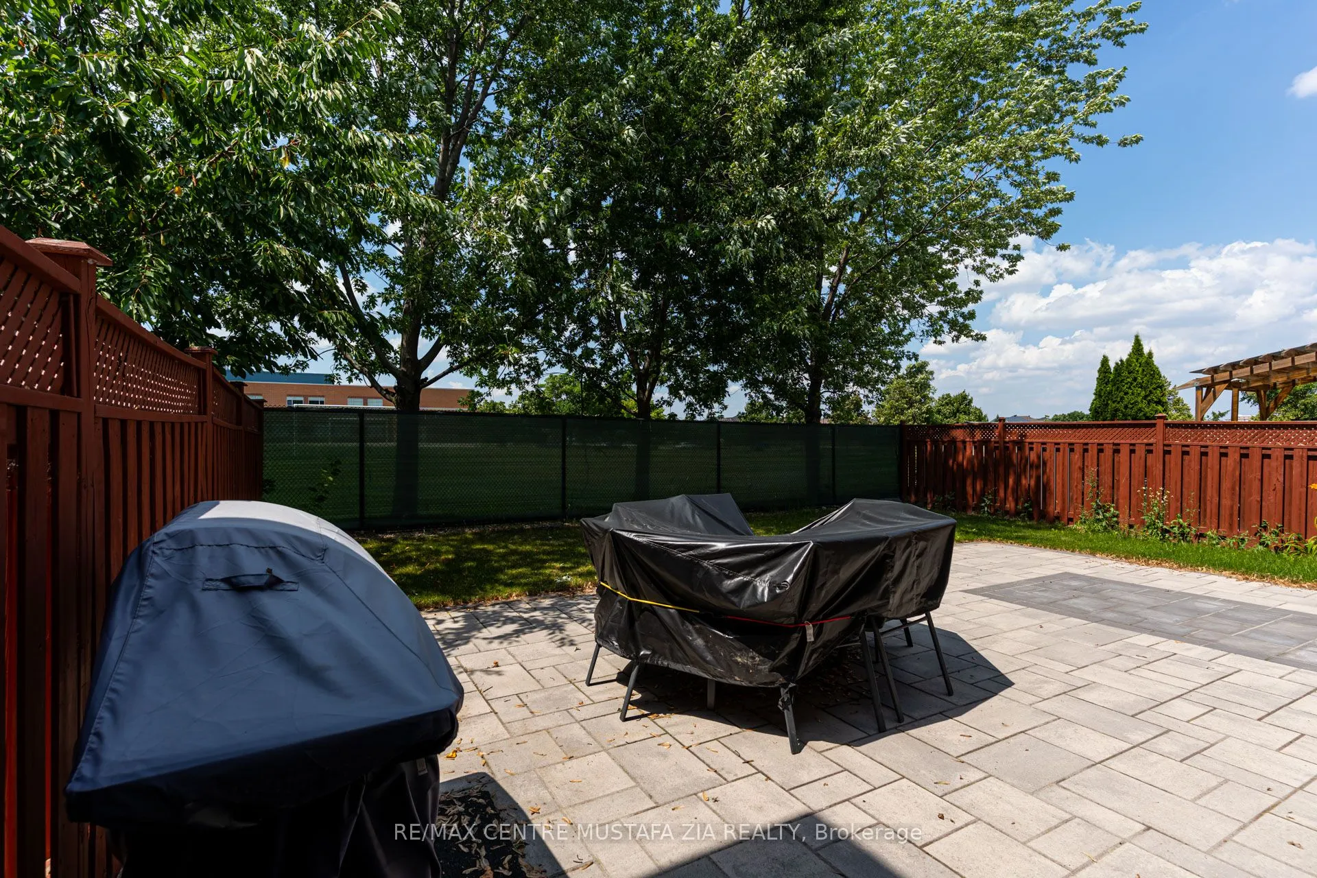 3439 Artesian Drive, #UPPER