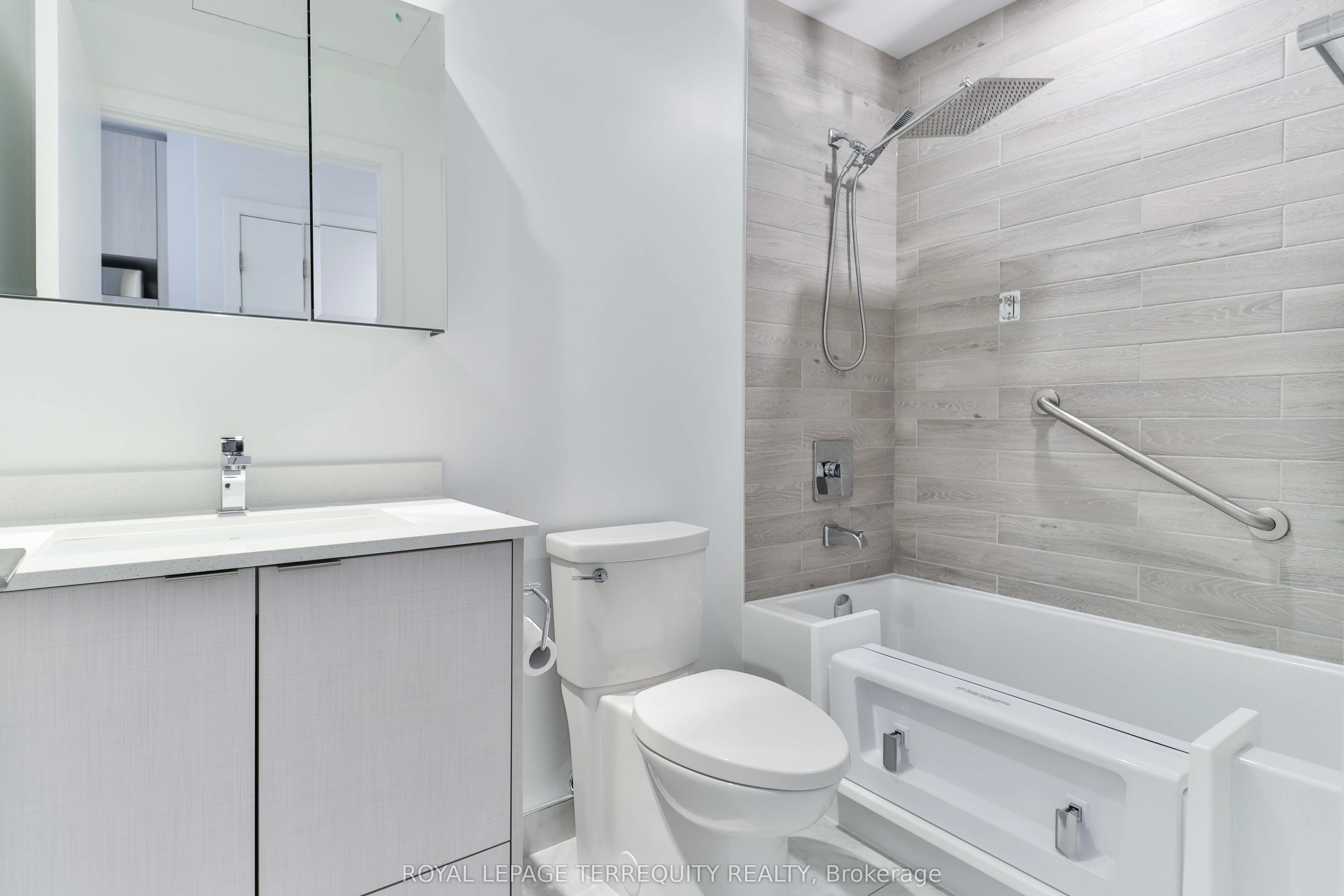 1926 Lake Shore Boulevard, #1212