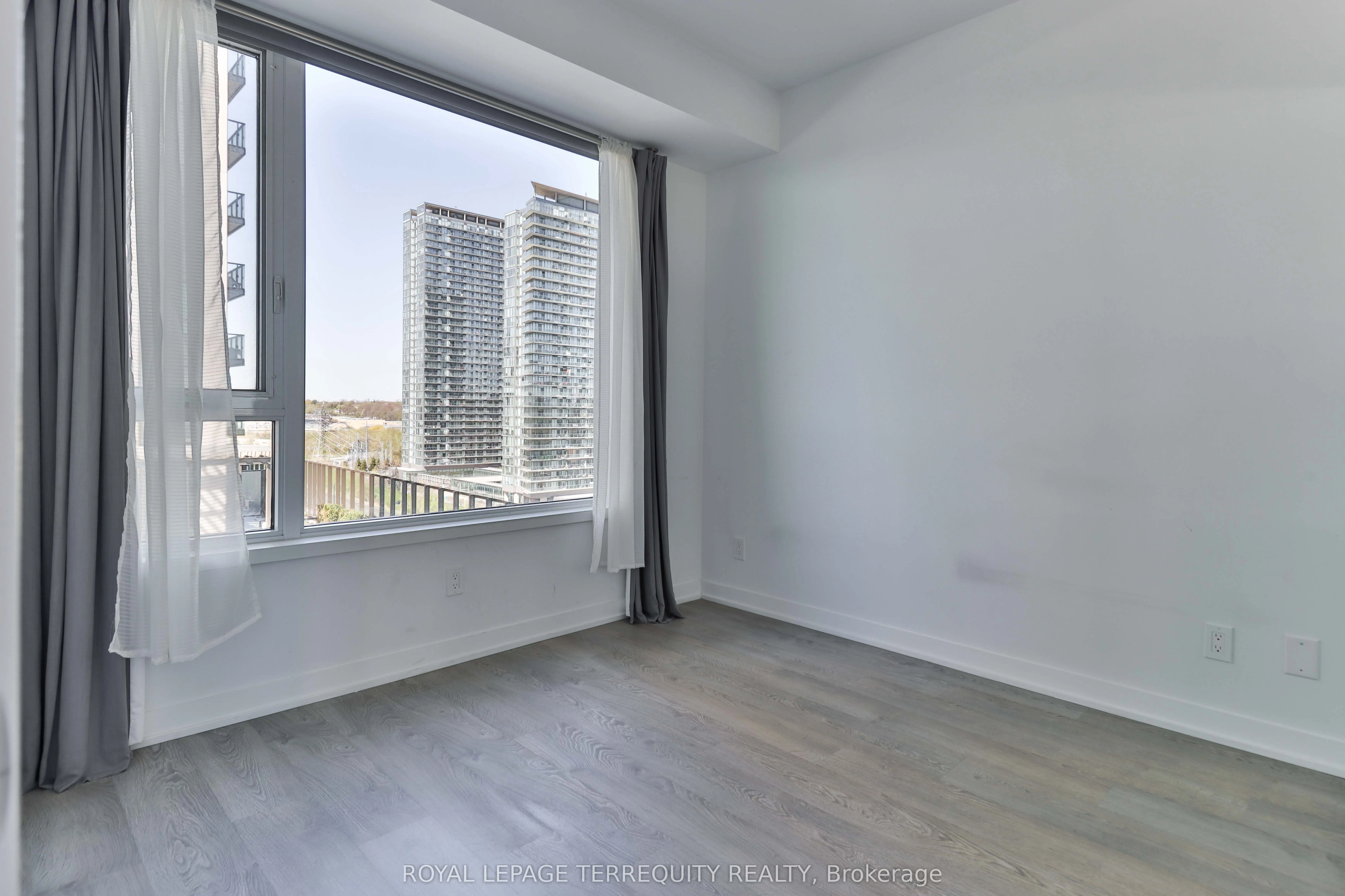 1926 Lake Shore Boulevard, #1212