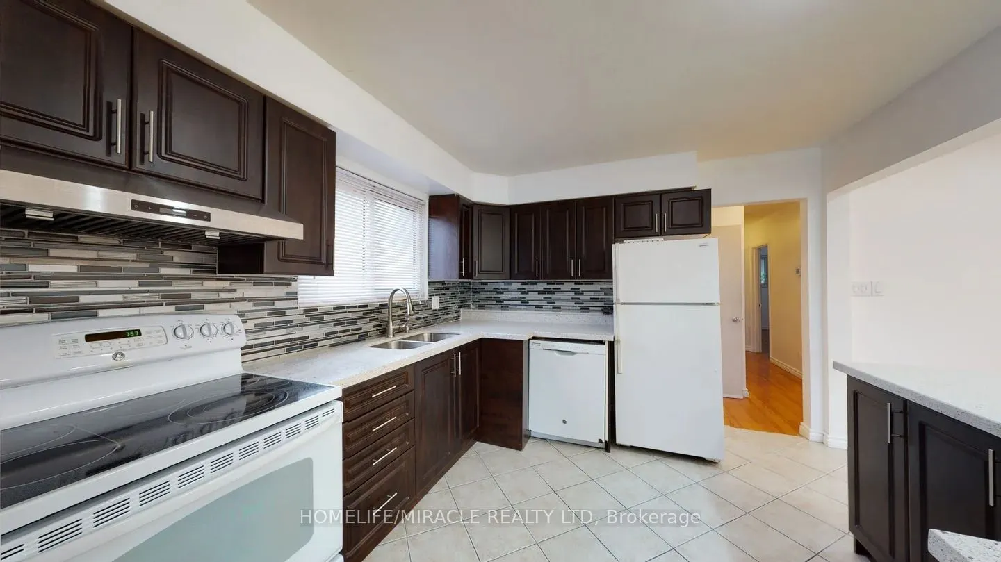 3456 Queenston Drive, #Main