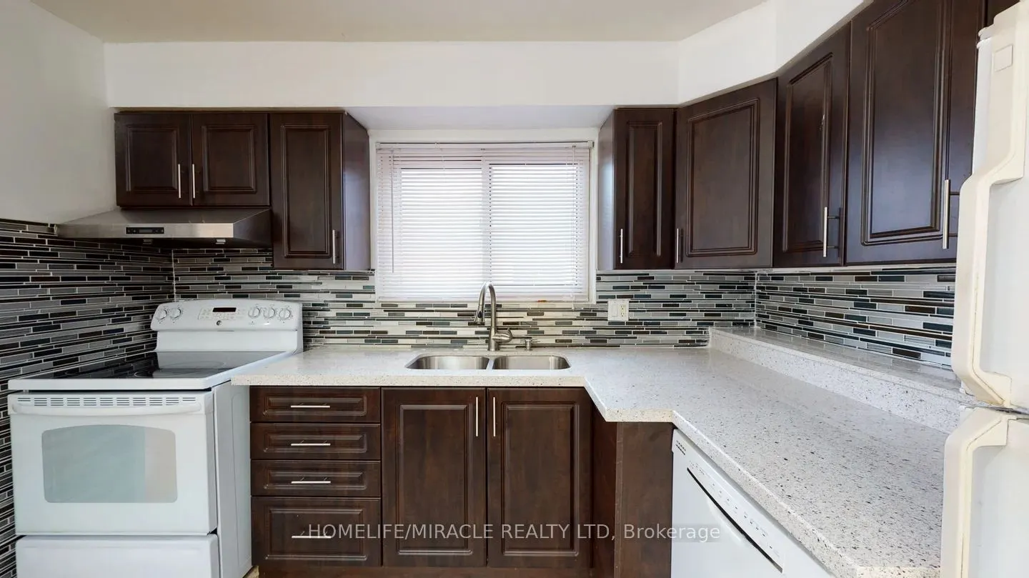 3456 Queenston Drive, #Main