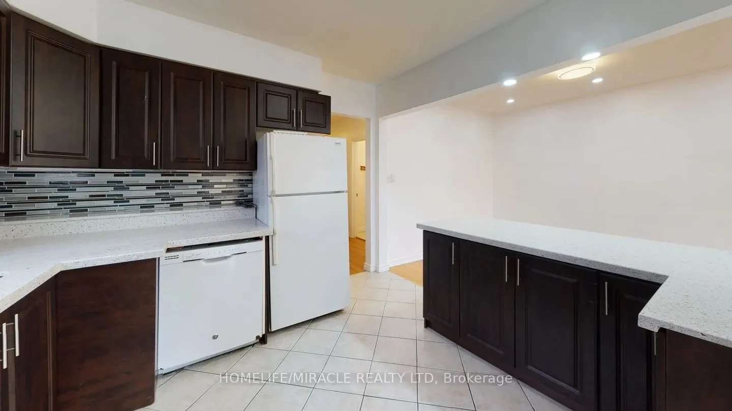 3456 Queenston Drive, #Main