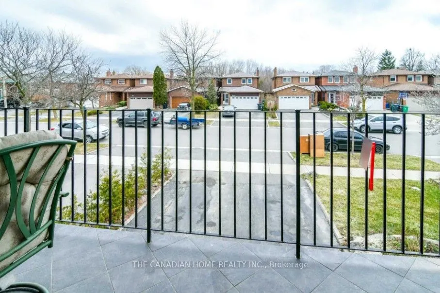 4251 Greybrook Crescent