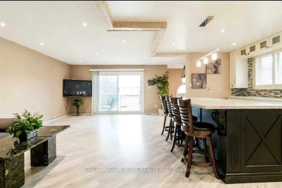 4251 Greybrook Crescent