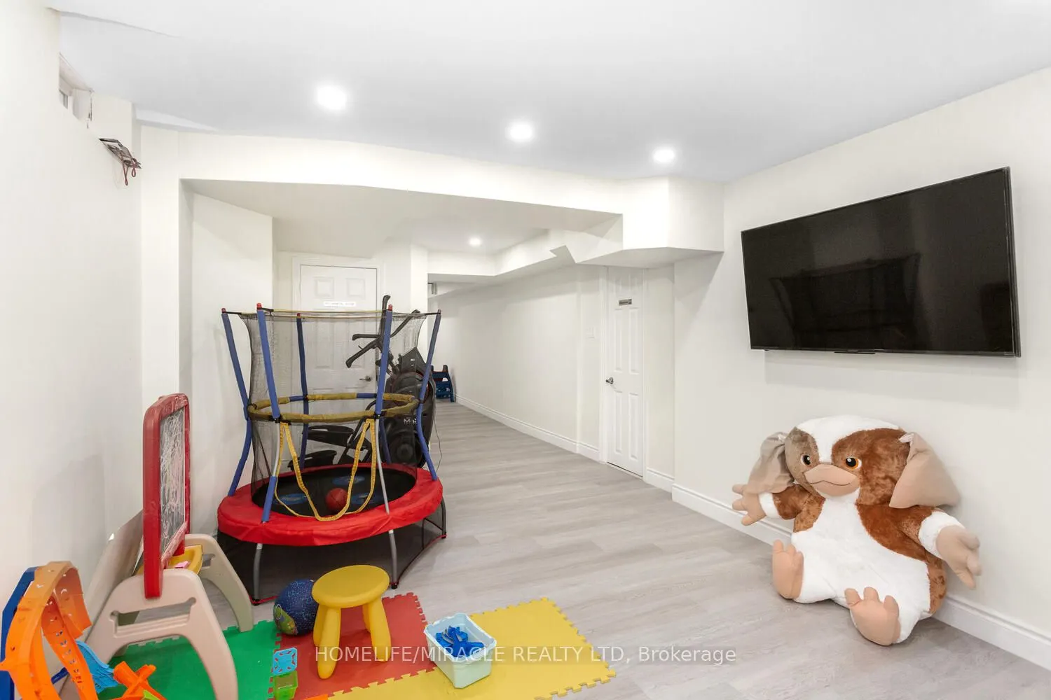 45 Boundbrook Drive
