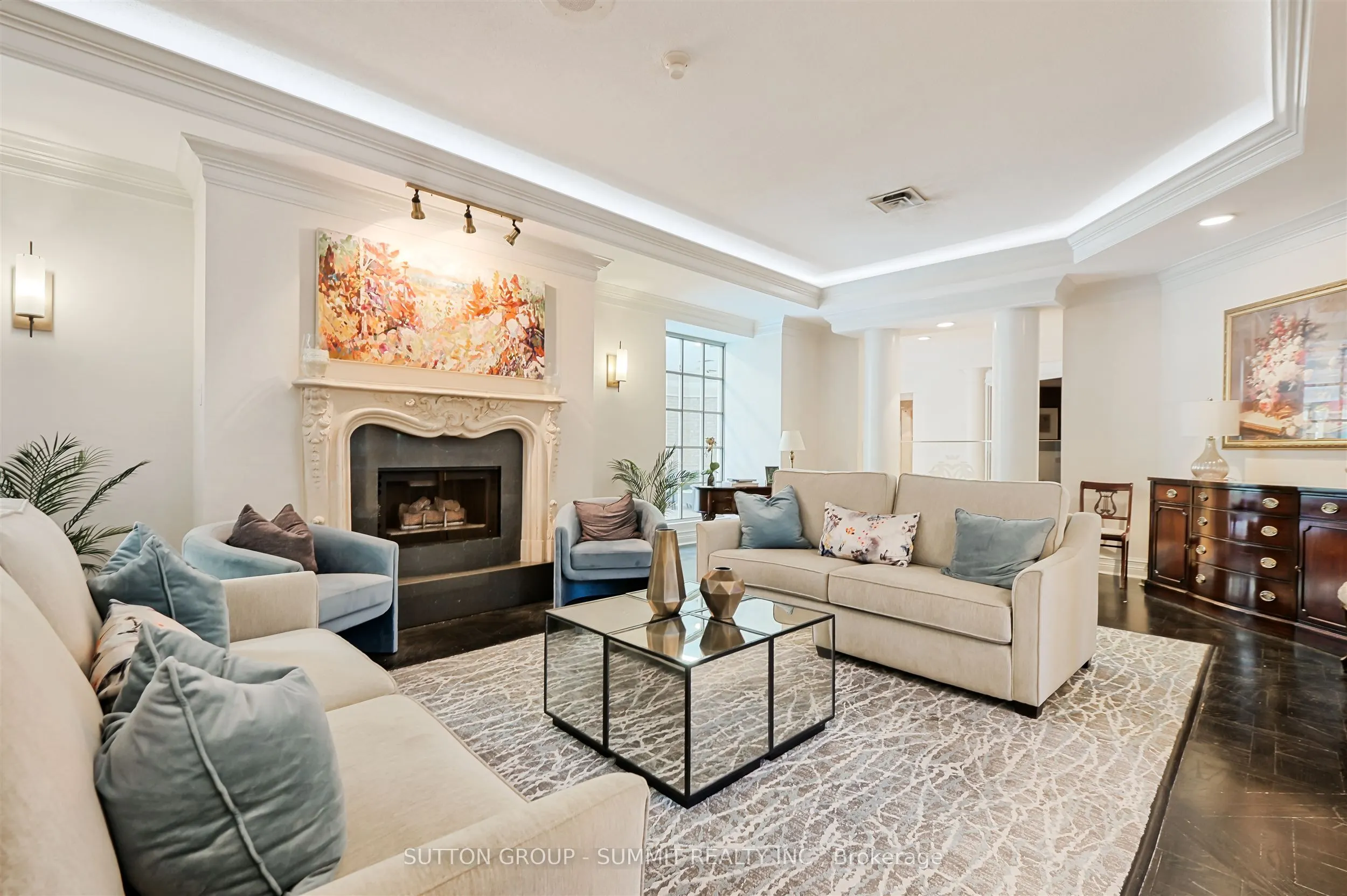 55 Kingsbridge Garden Circle, #209