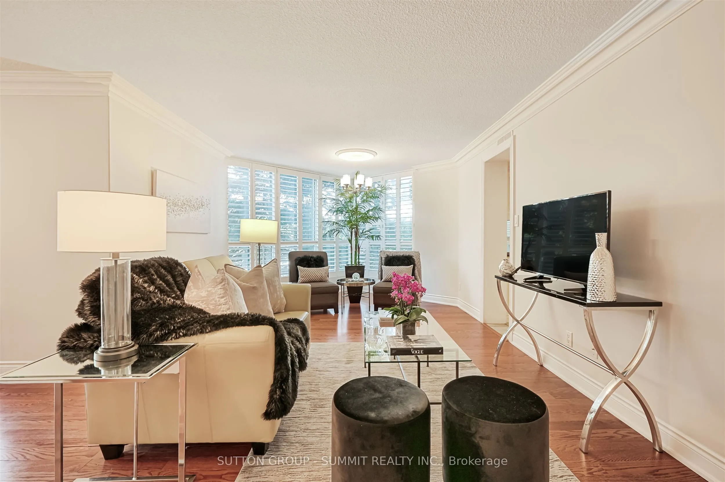 55 Kingsbridge Garden Circle, #209