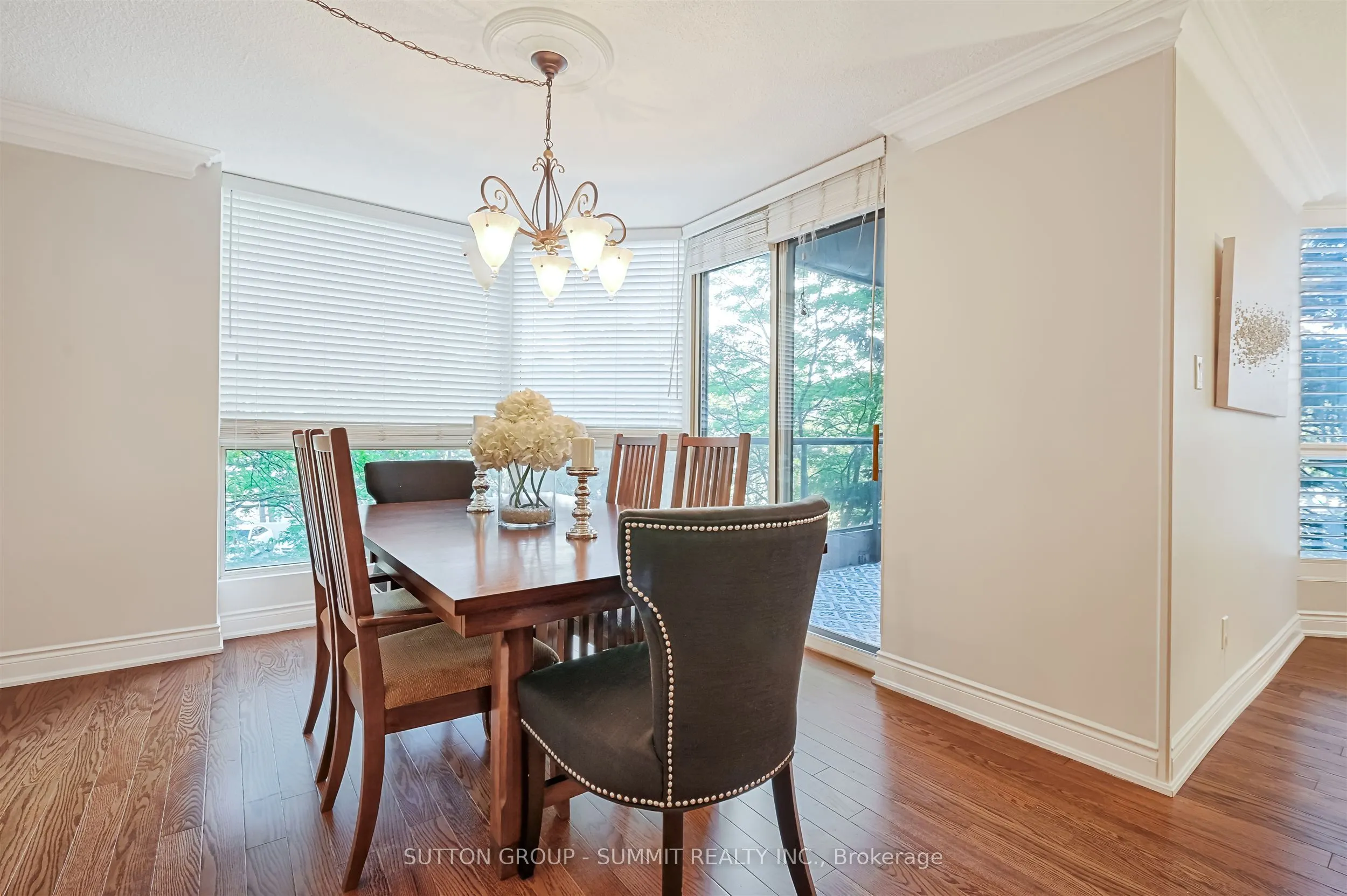 55 Kingsbridge Garden Circle, #209