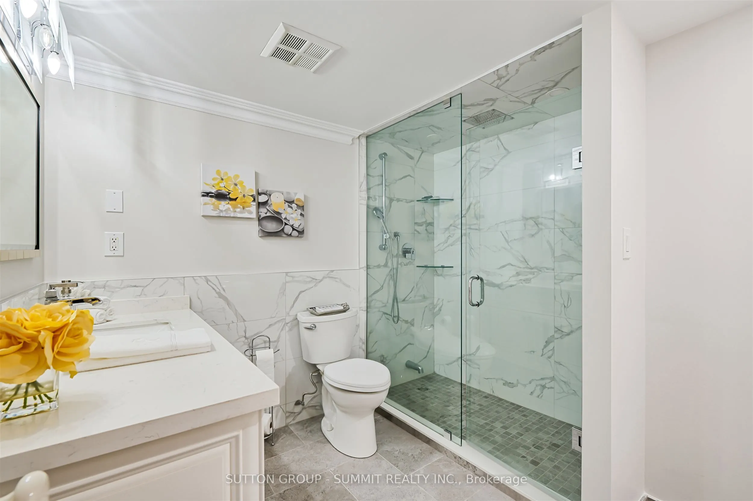55 Kingsbridge Garden Circle, #209