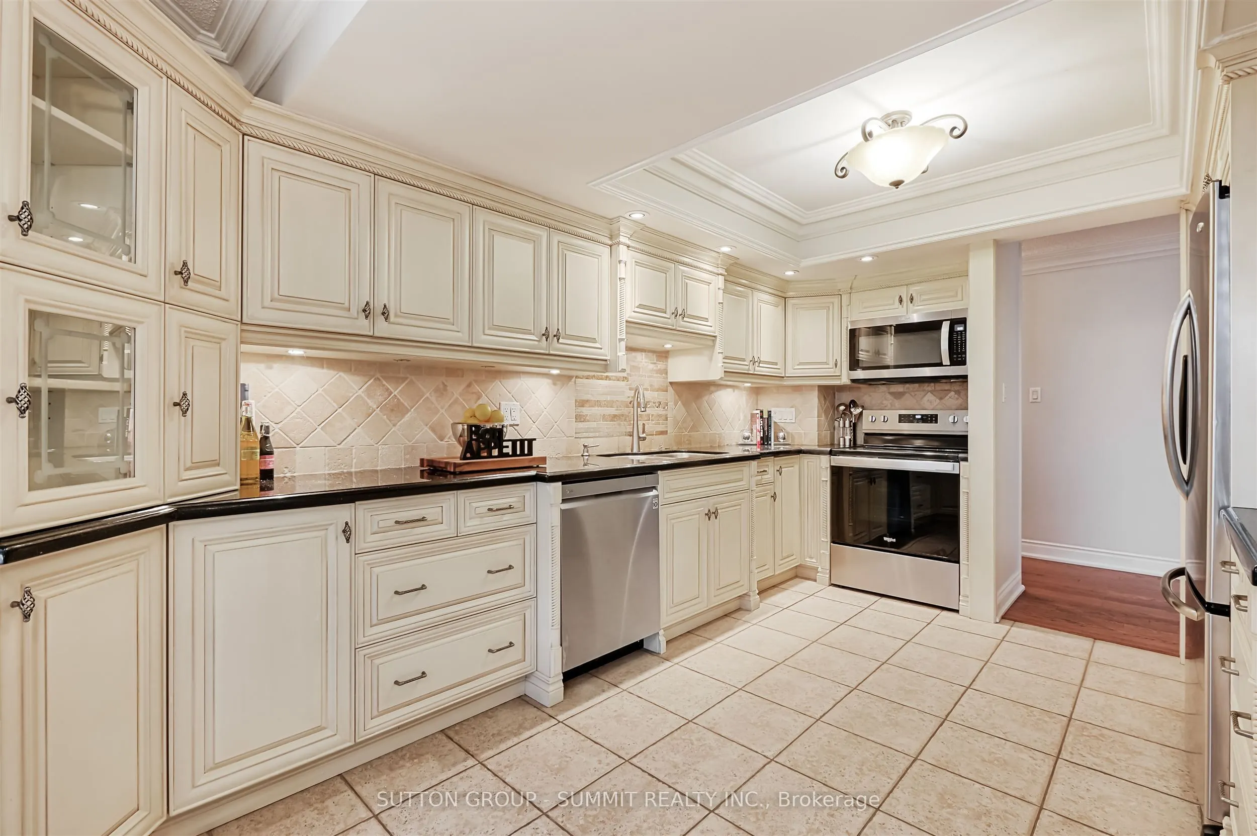 55 Kingsbridge Garden Circle, #209