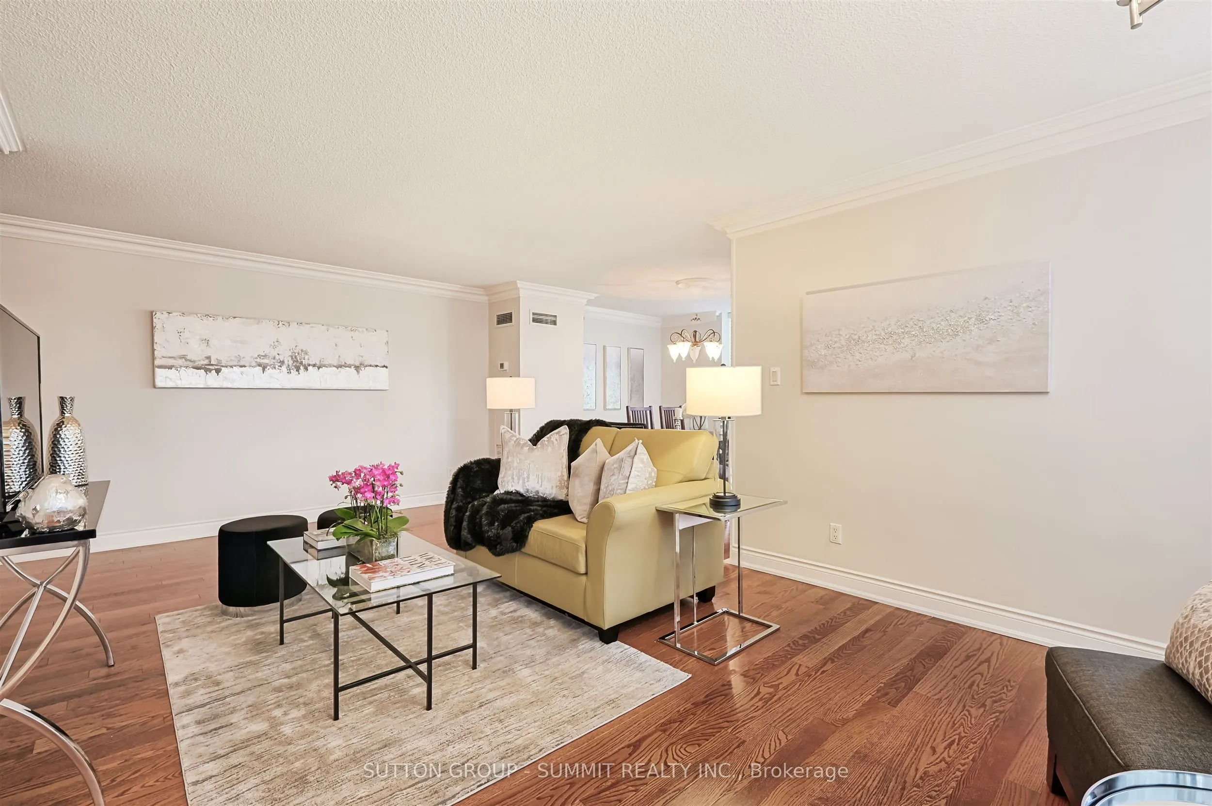 55 Kingsbridge Garden Circle, #209
