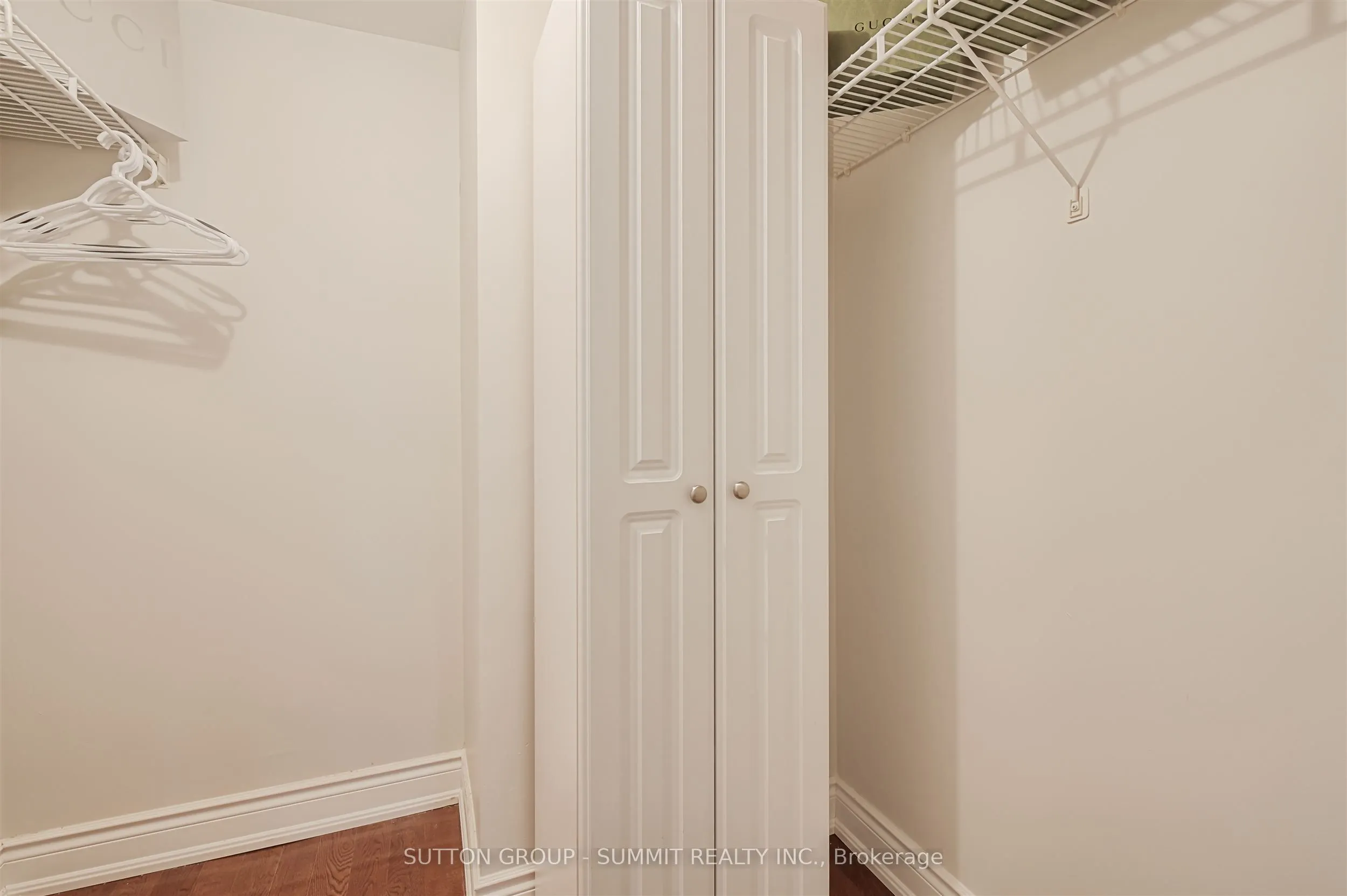 55 Kingsbridge Garden Circle, #209