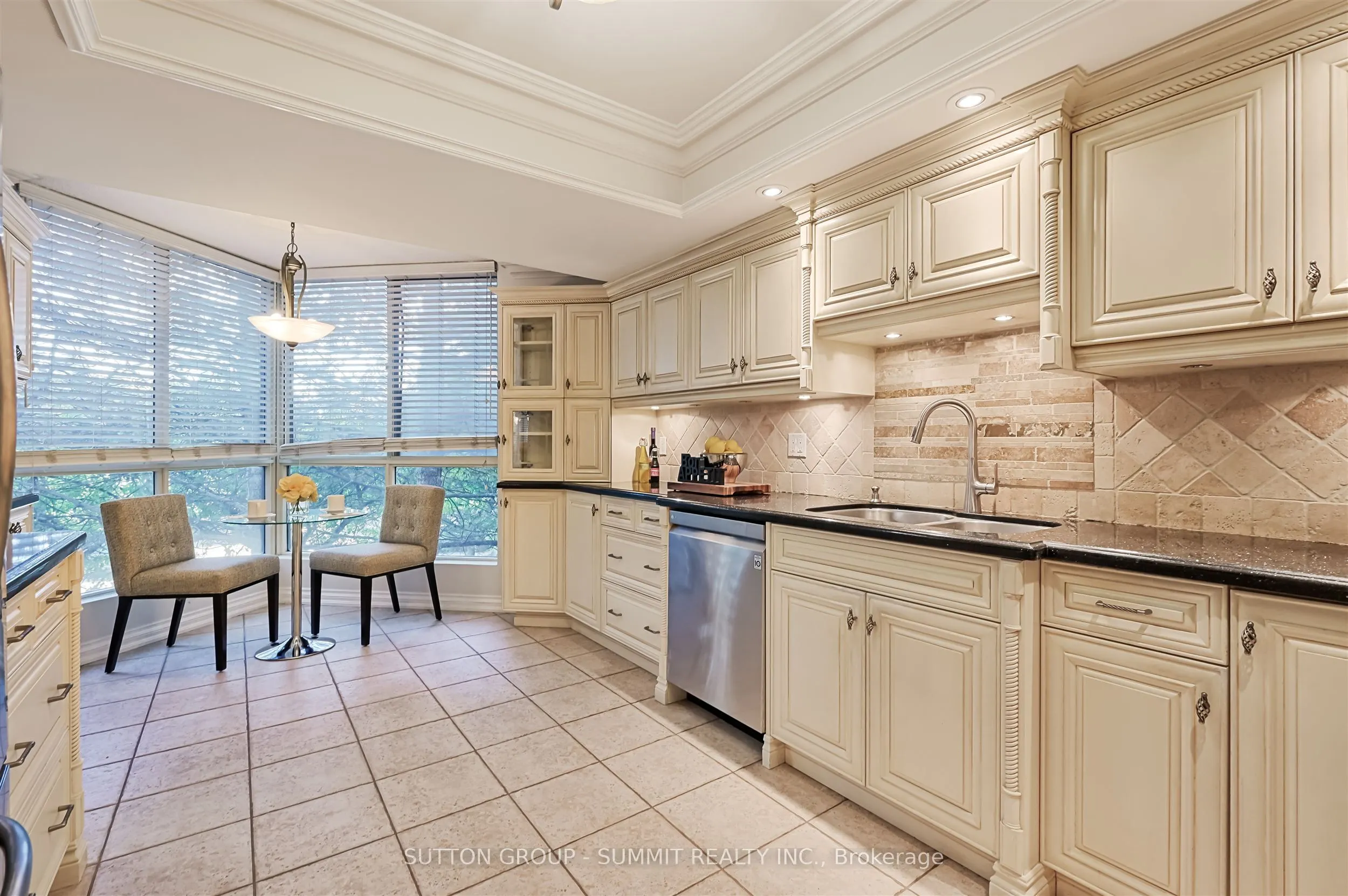 55 Kingsbridge Garden Circle, #209
