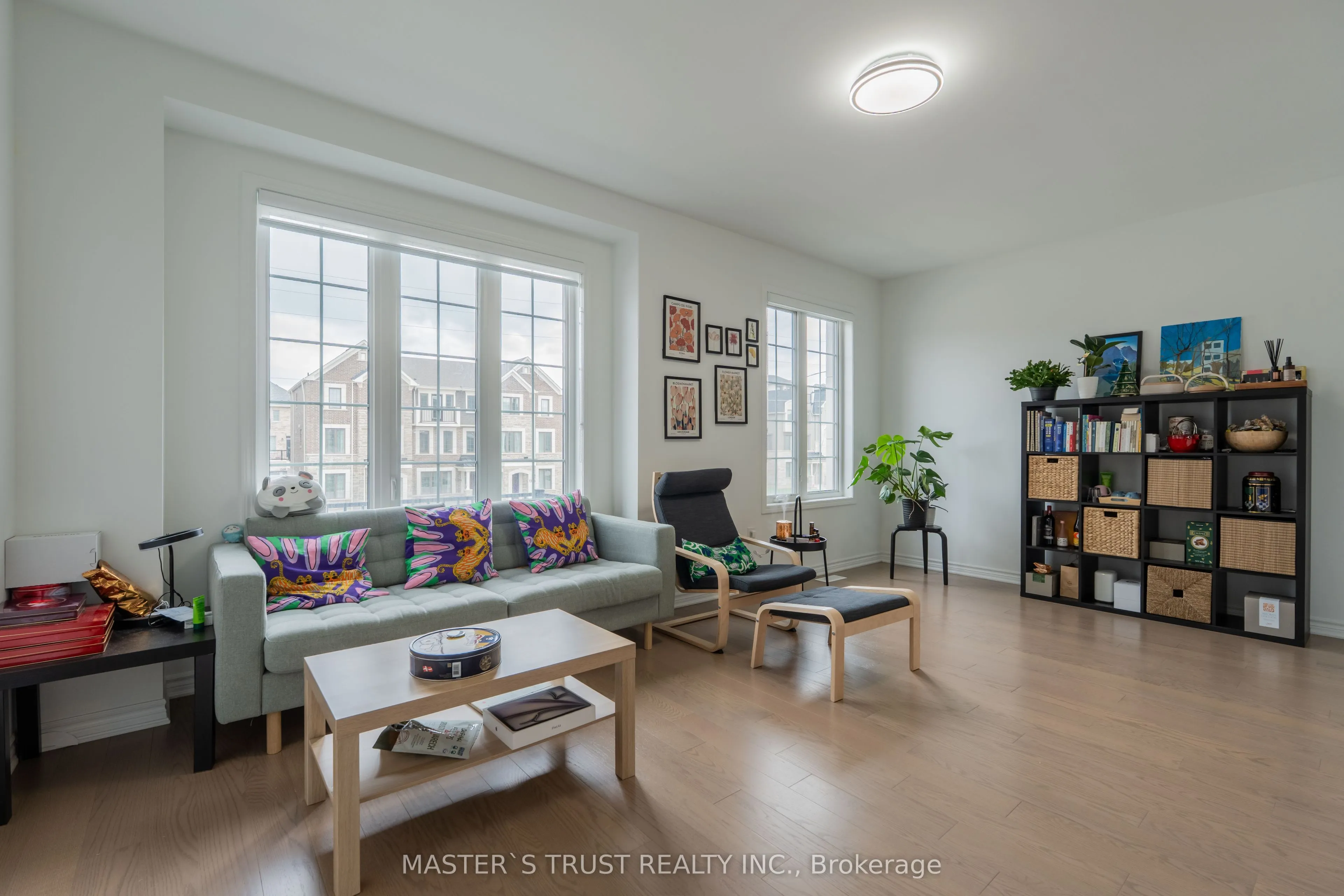 1369 William Halton Parkway