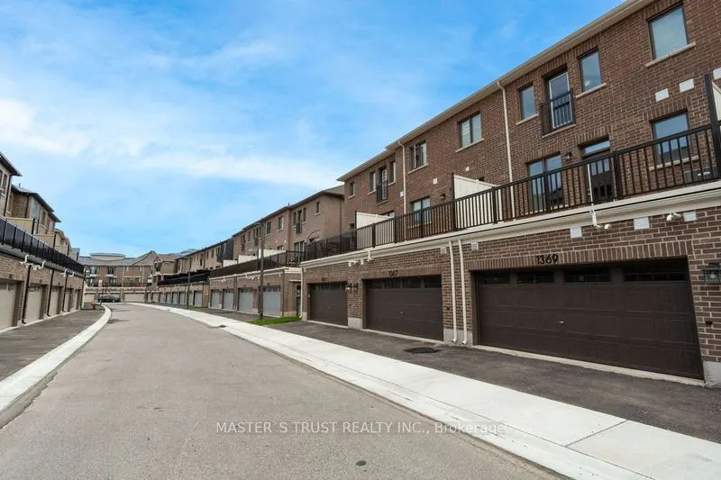 1369 William Halton Parkway
