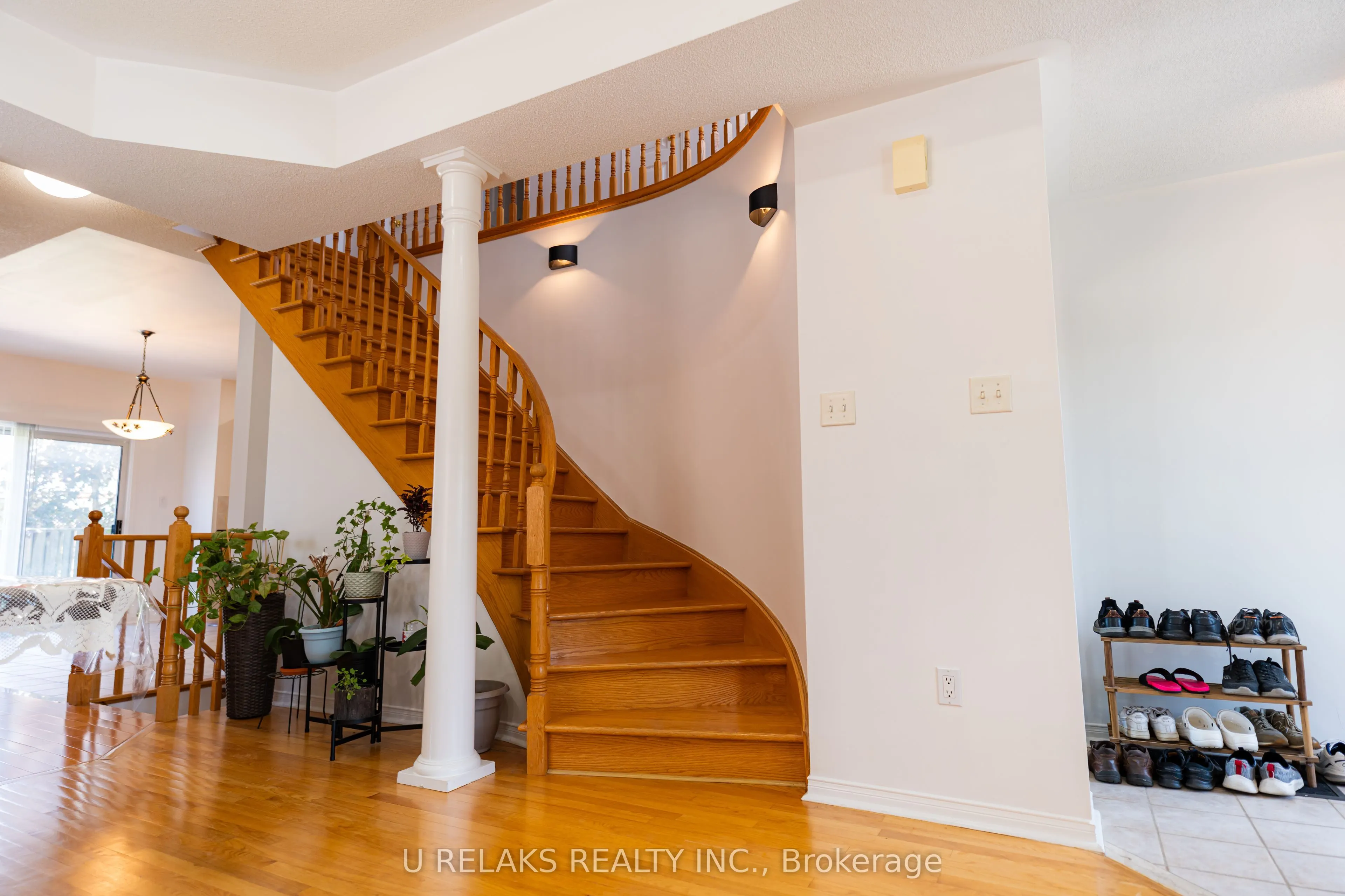 7211 Atwood Lane