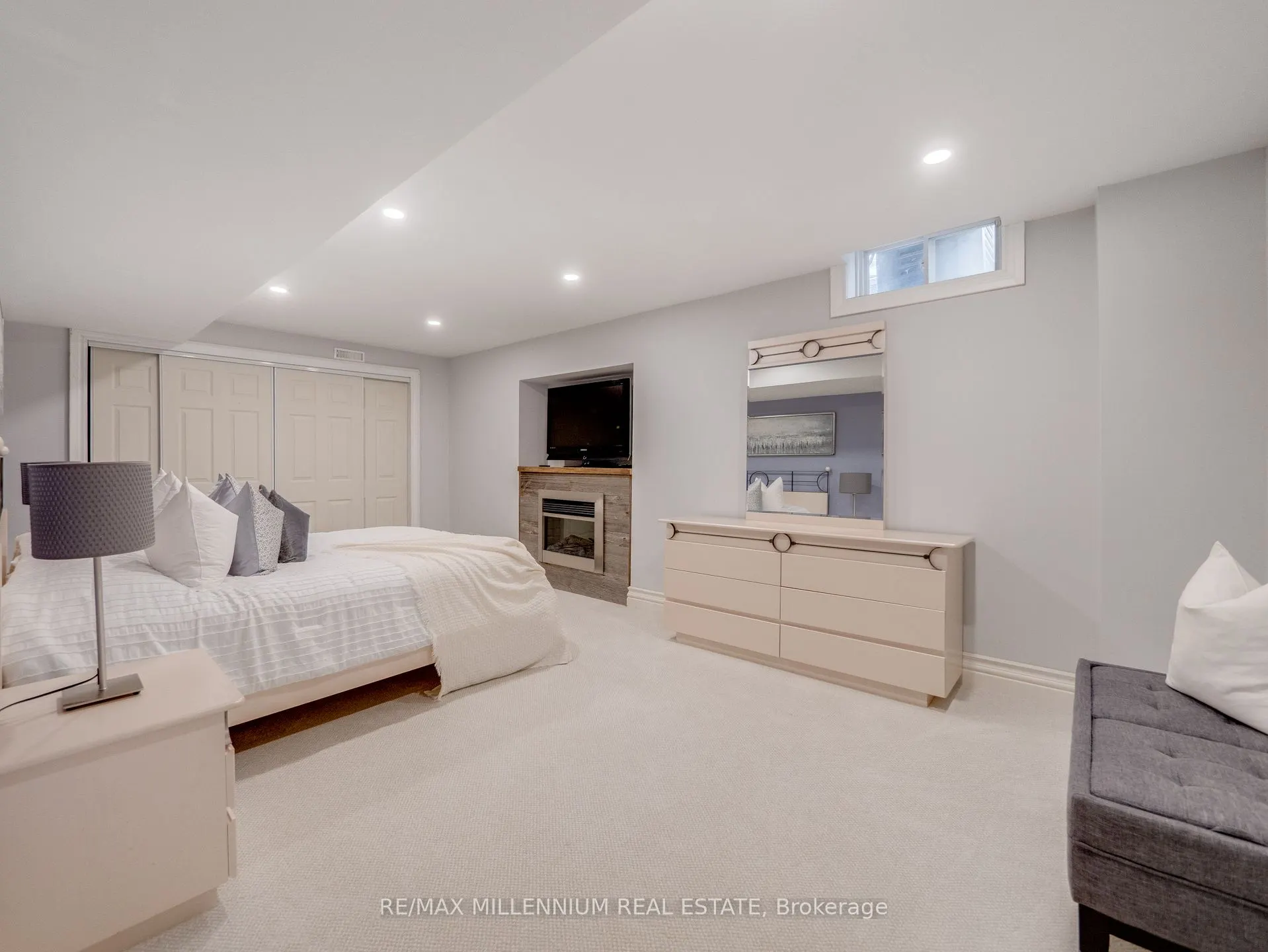 1050 Masters Green Drive