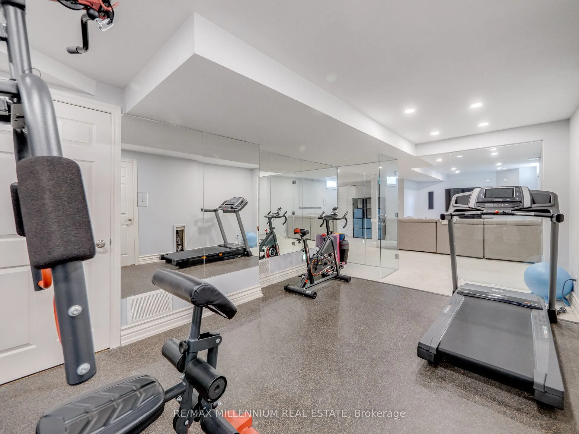1050 Masters Green Drive