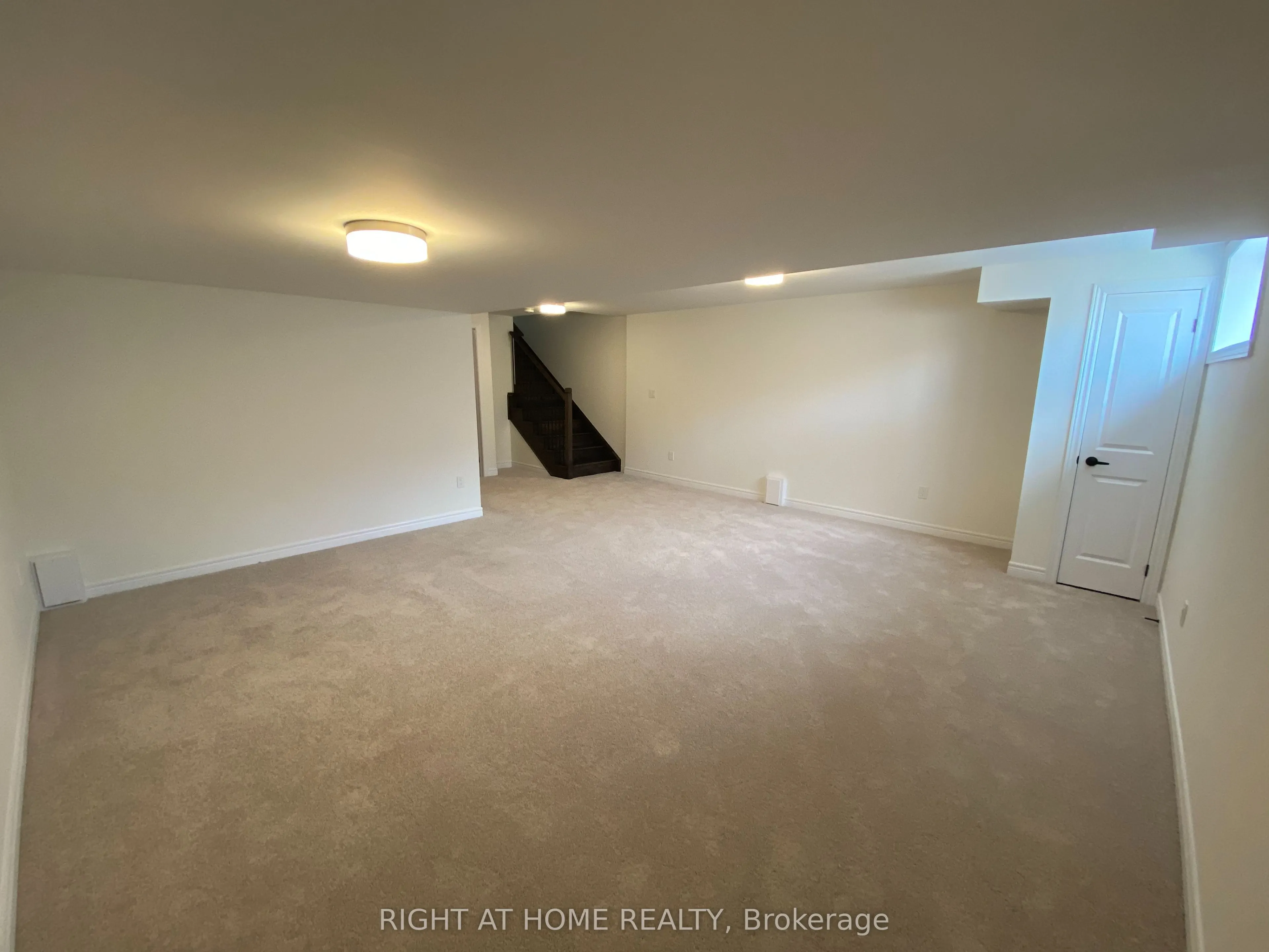 1323 Chee Chee Landing