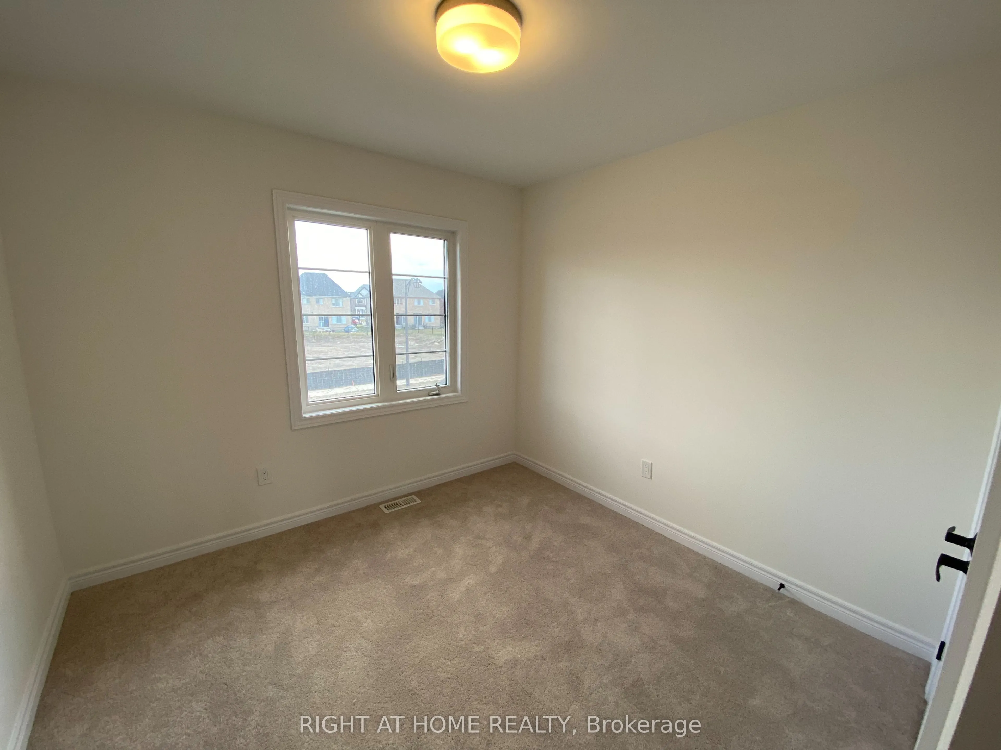 1323 Chee Chee Landing