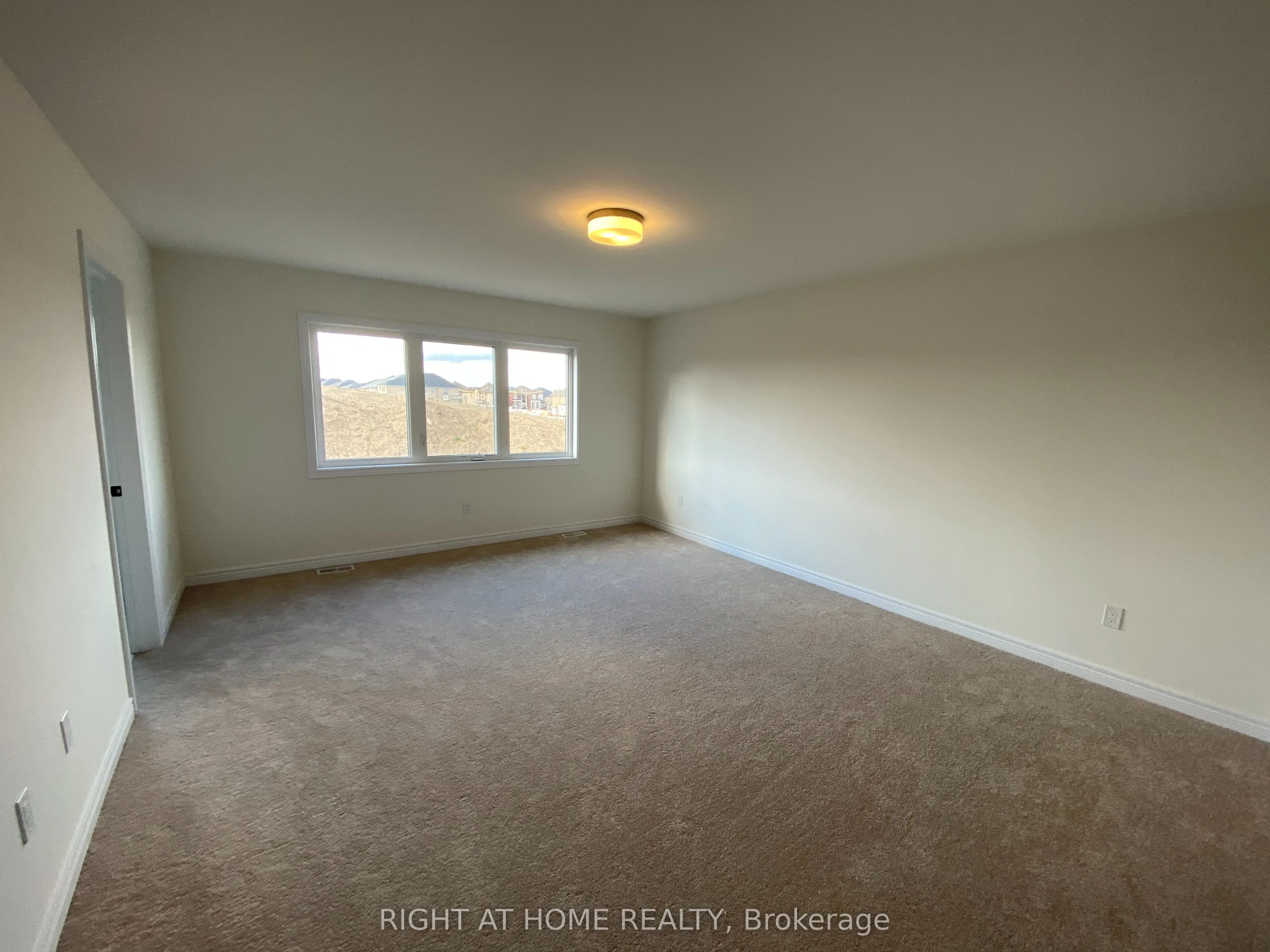 1323 Chee Chee Landing